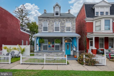 Photo of 915 ORANGE, LANCASTER, PA 17602 (MLS # PALA2042650)