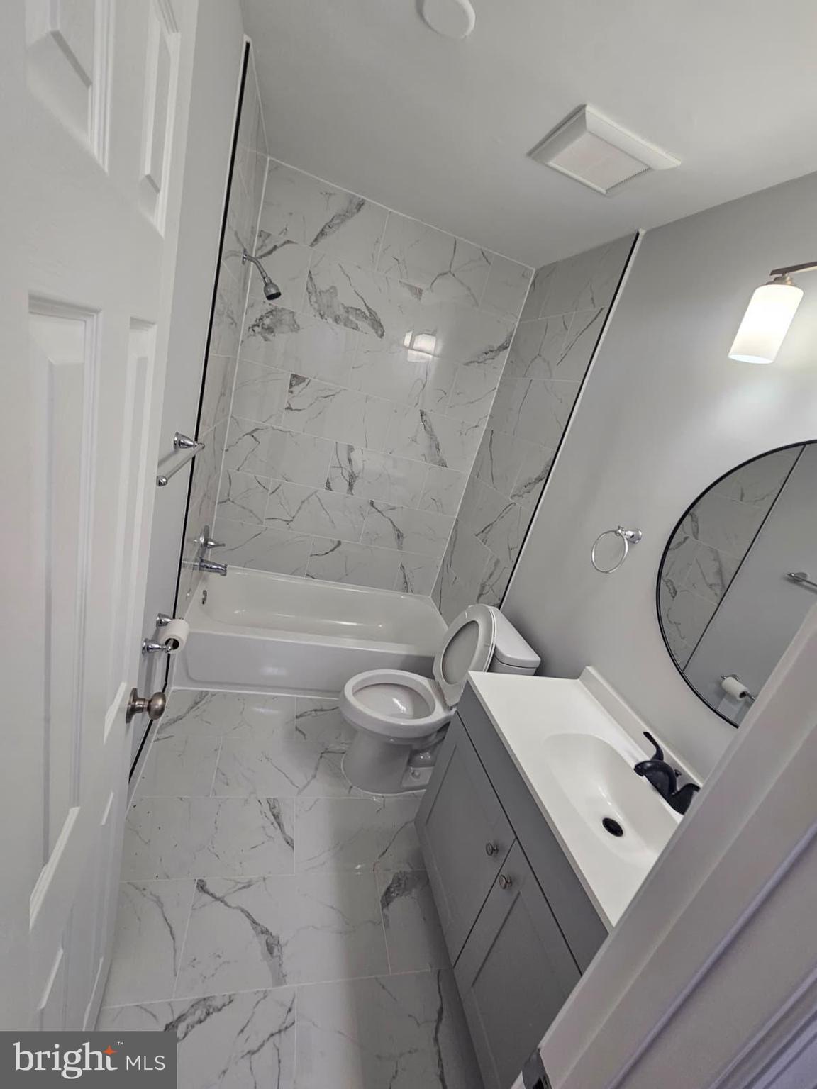 BRADBURY PARK - Residential