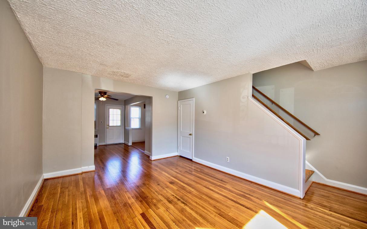 PHILADELPHIA HEIGHTS - Residential