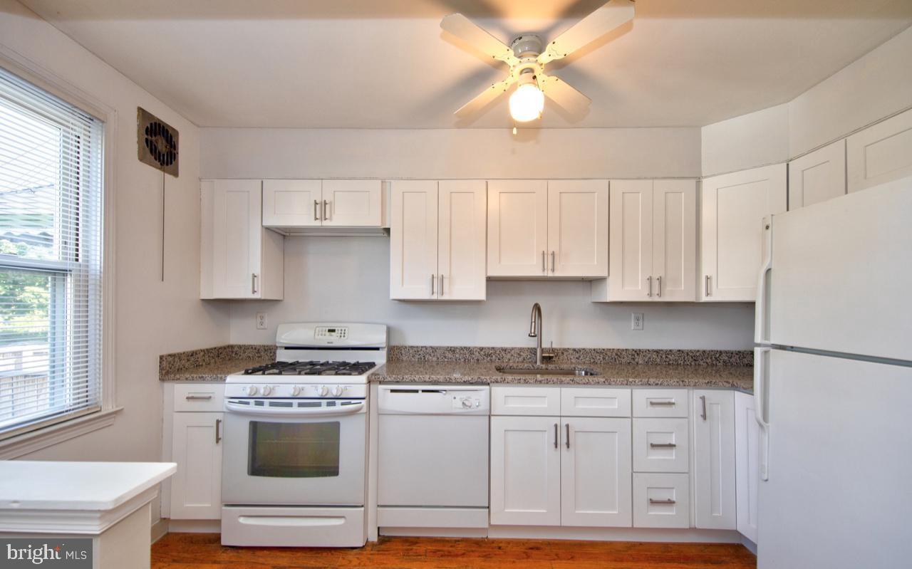 PHILADELPHIA HEIGHTS - Residential