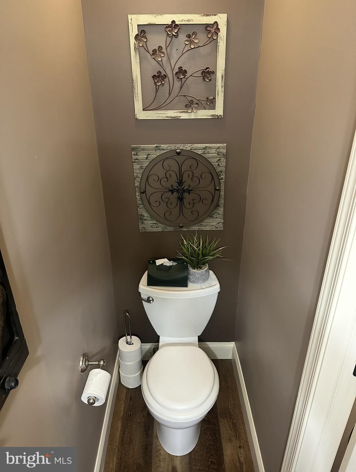 SWEETBRIAR CREEK - Residential