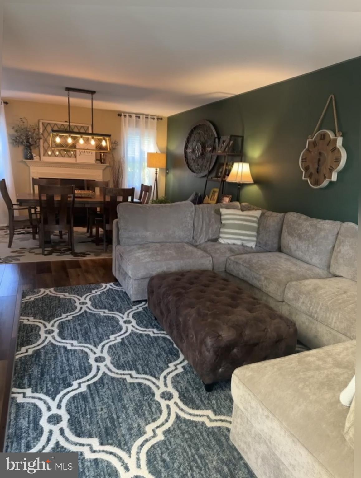 SWEETBRIAR CREEK - Residential