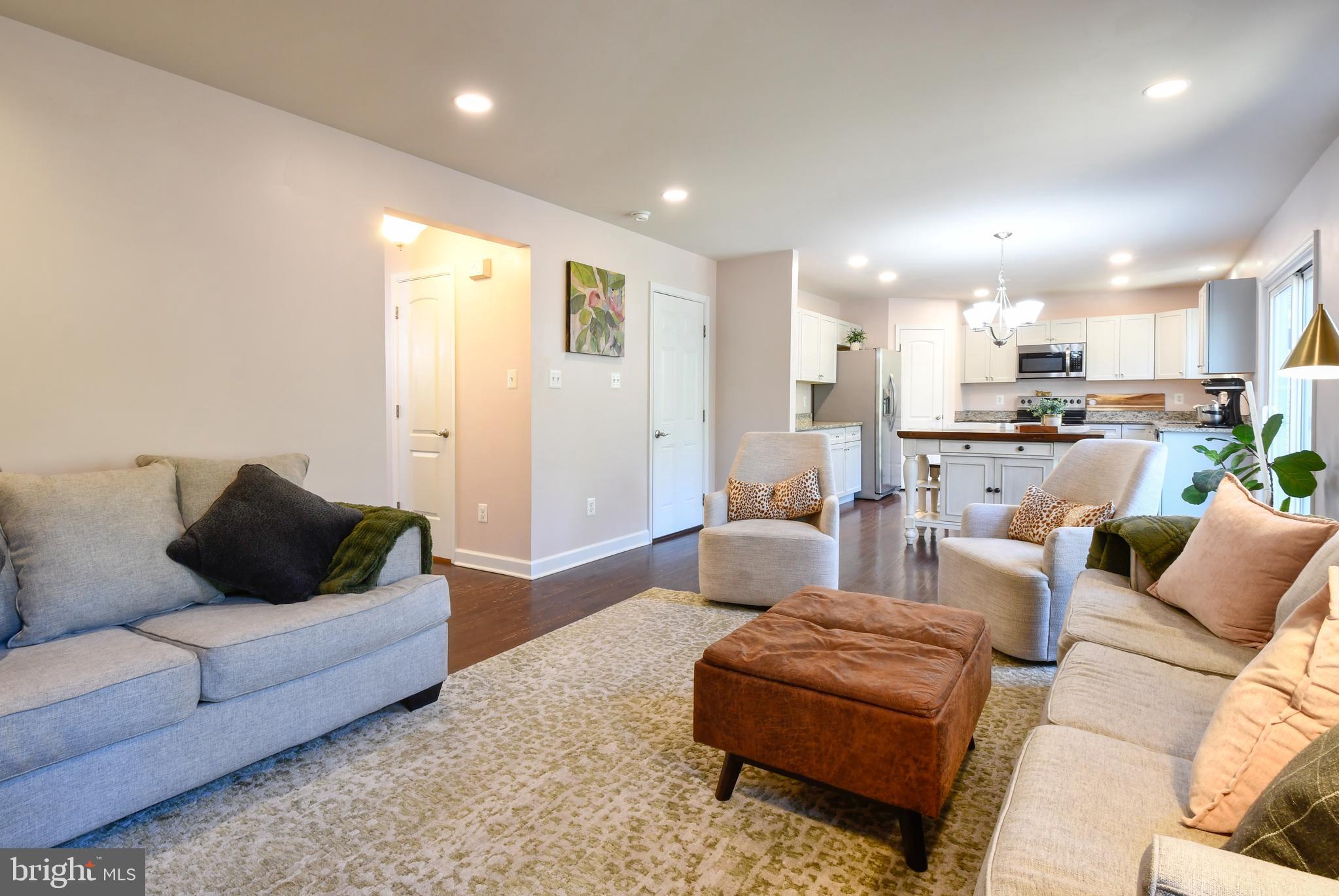 CLASSIC SHORES - Residential