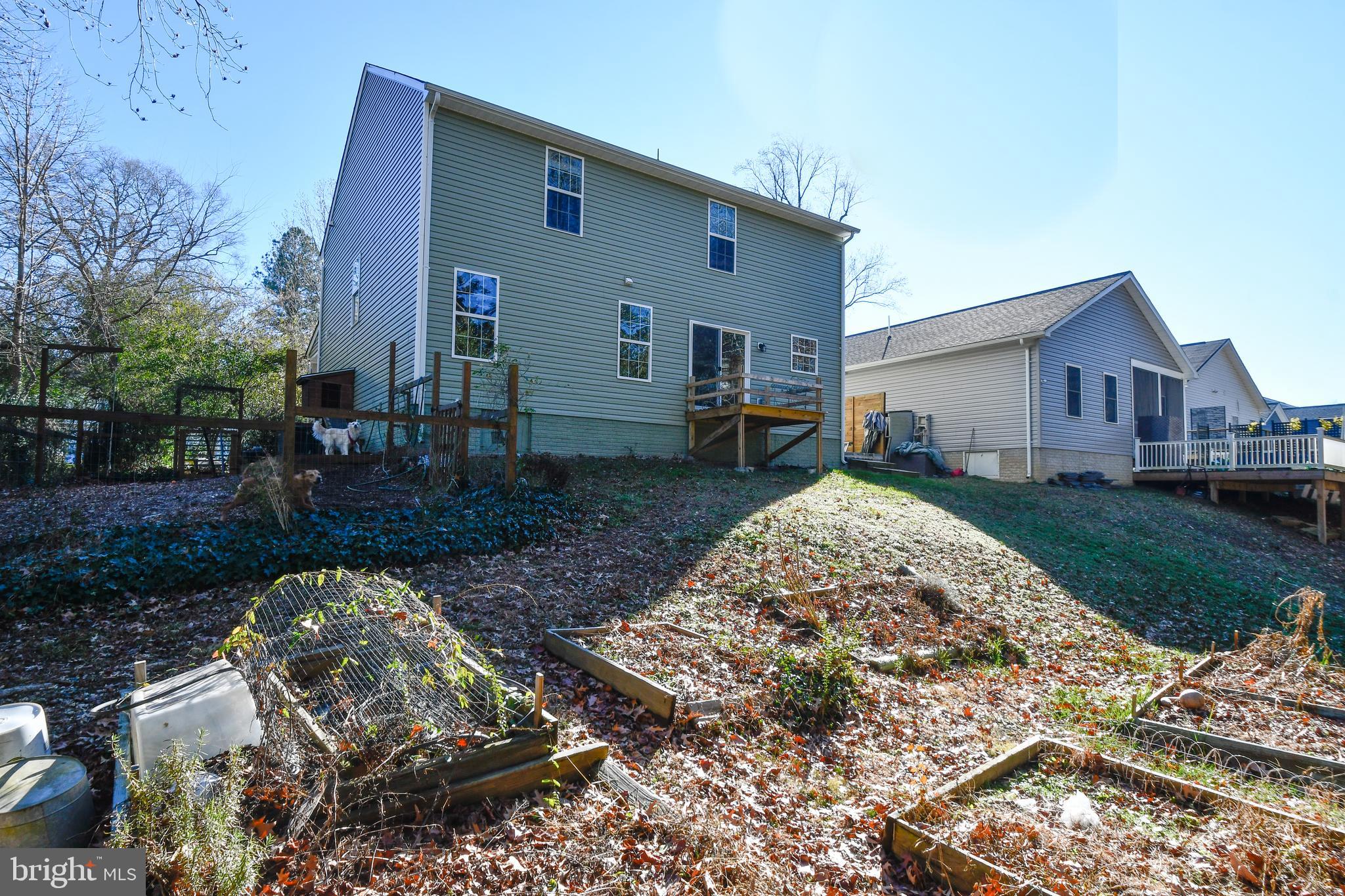 CLASSIC SHORES - Residential