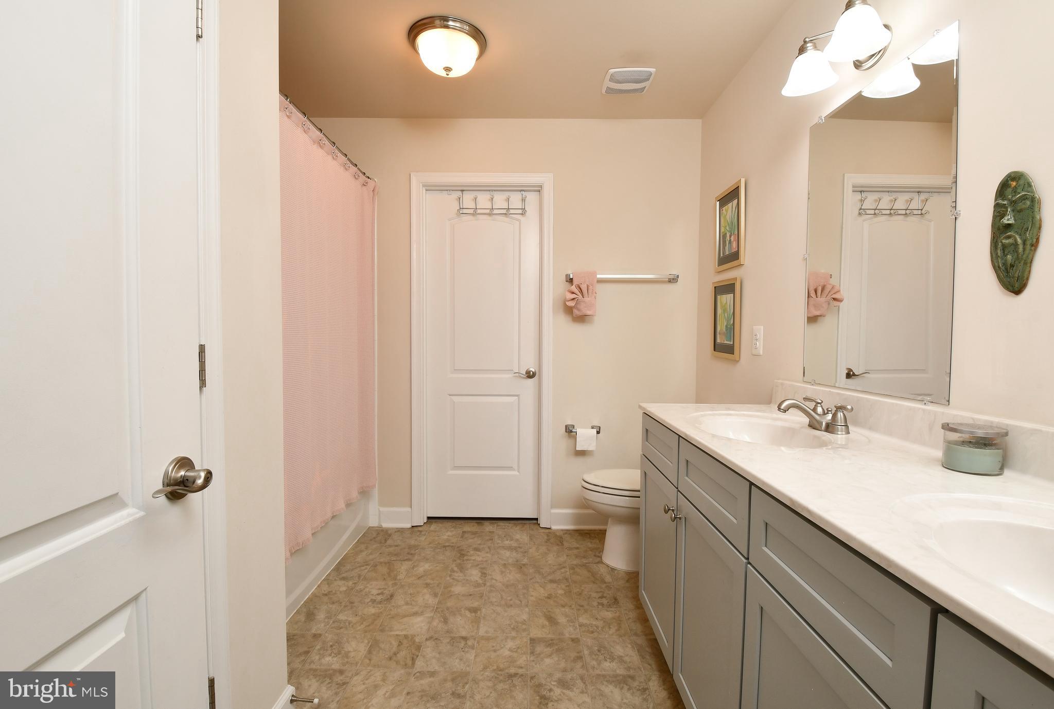 CLASSIC SHORES - Residential