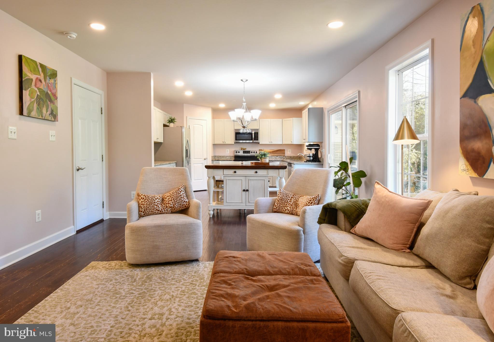 CLASSIC SHORES - Residential