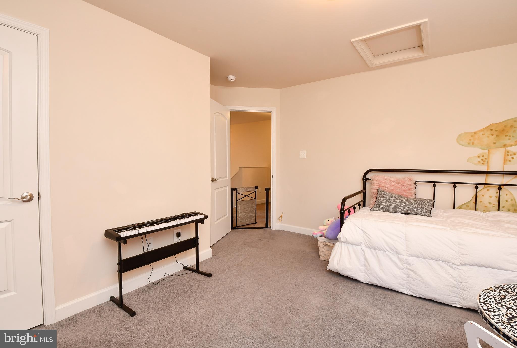 CLASSIC SHORES - Residential