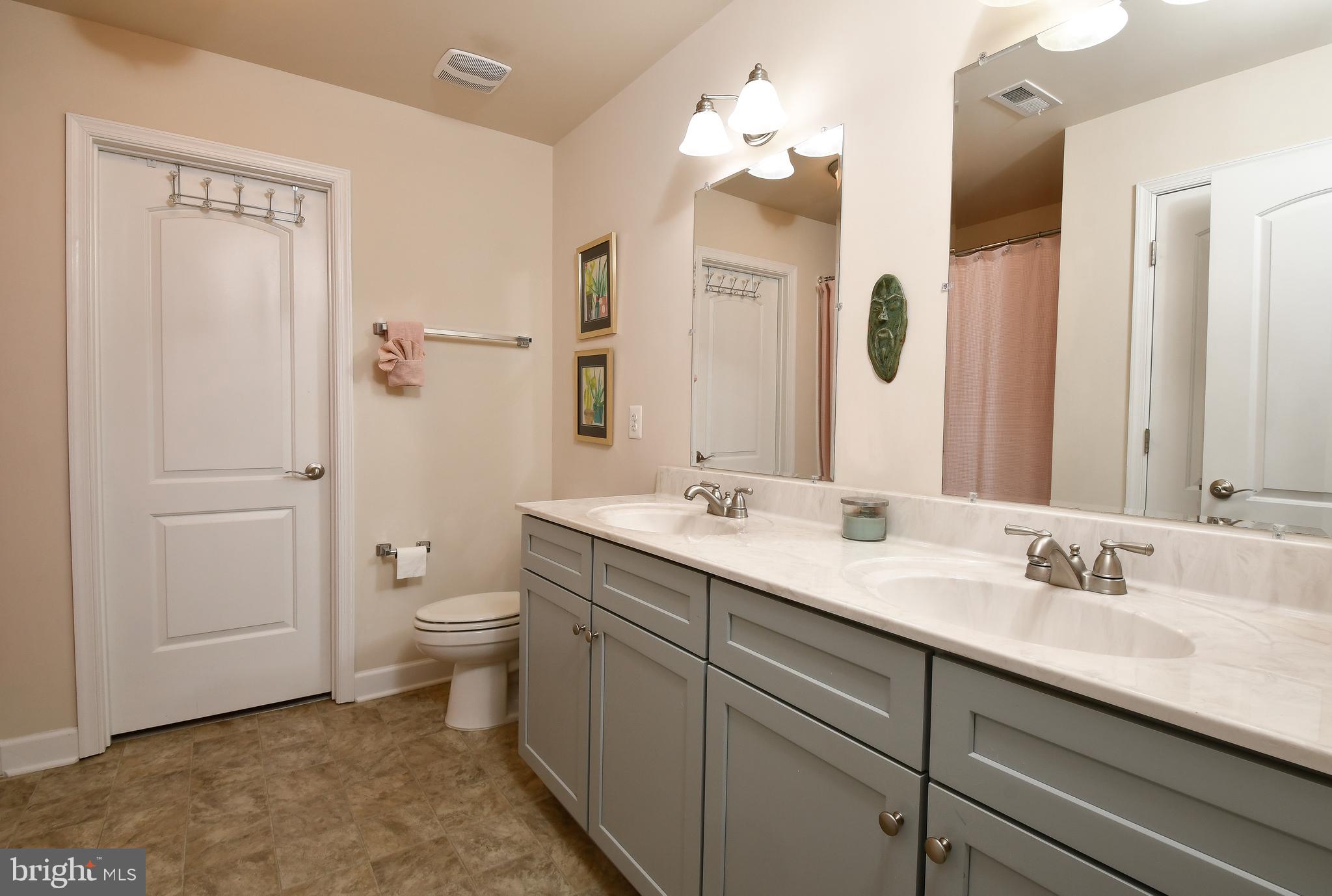 CLASSIC SHORES - Residential