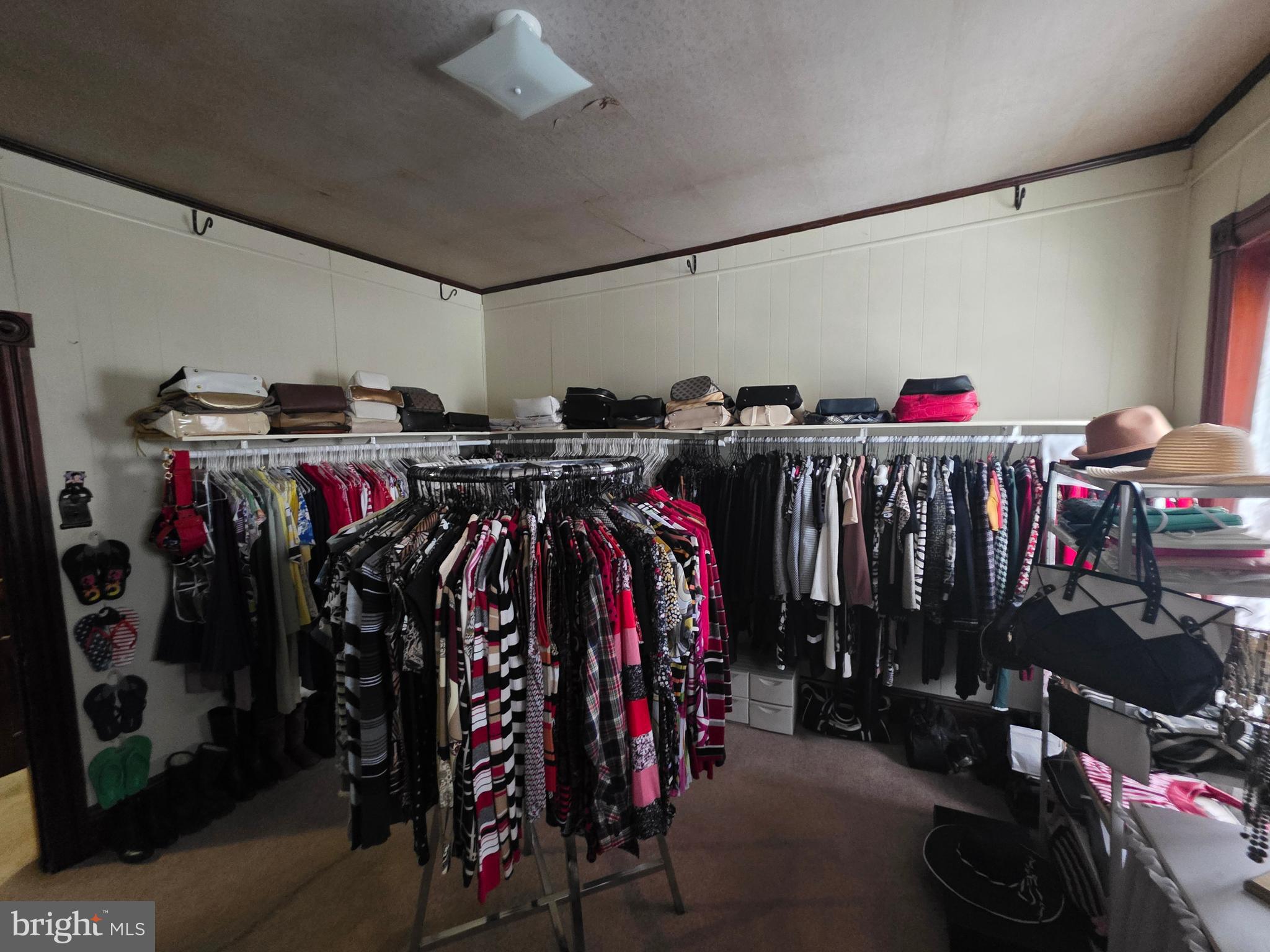 WINDSOR BORO - Residential