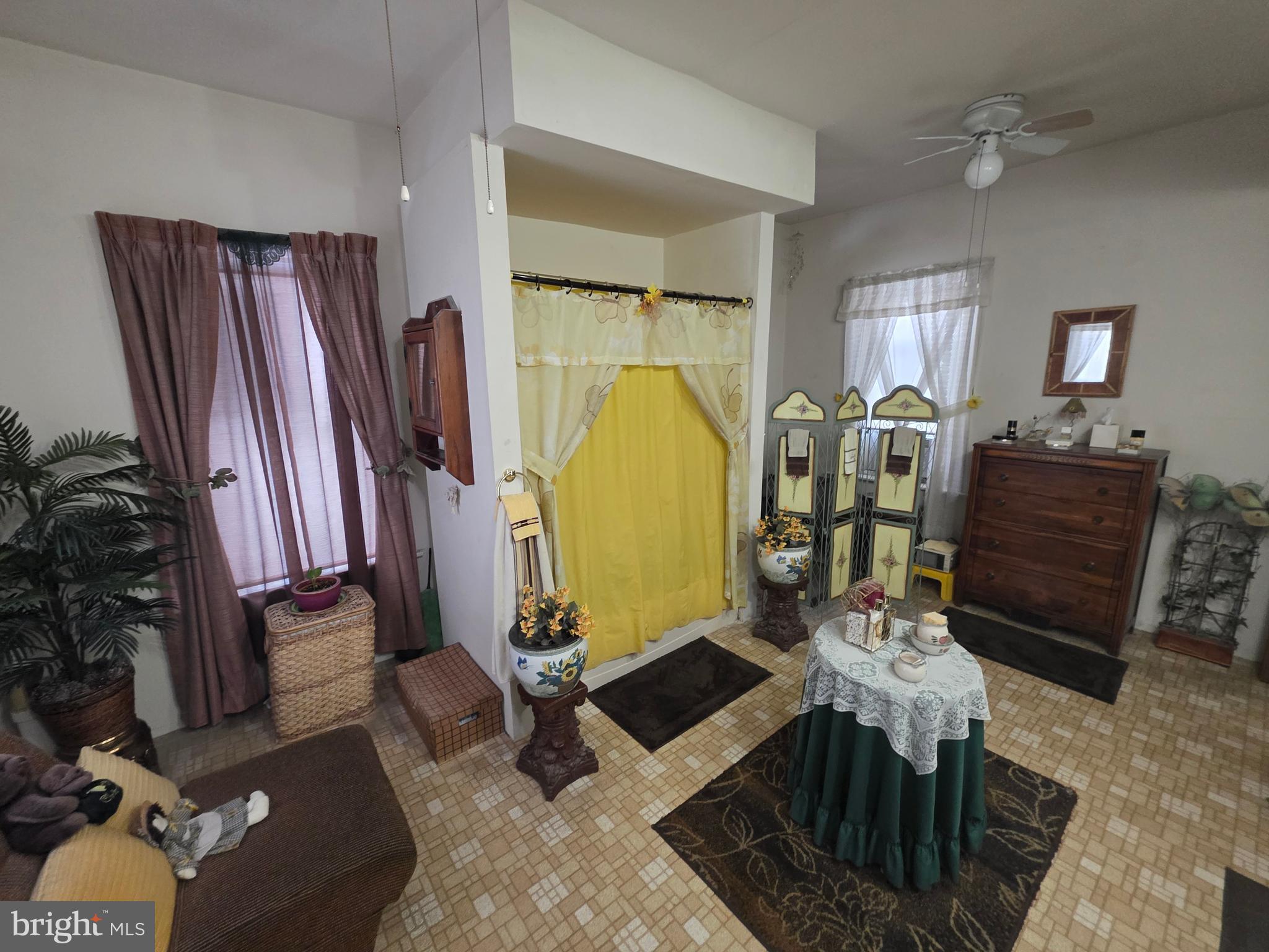 WINDSOR BORO - Residential