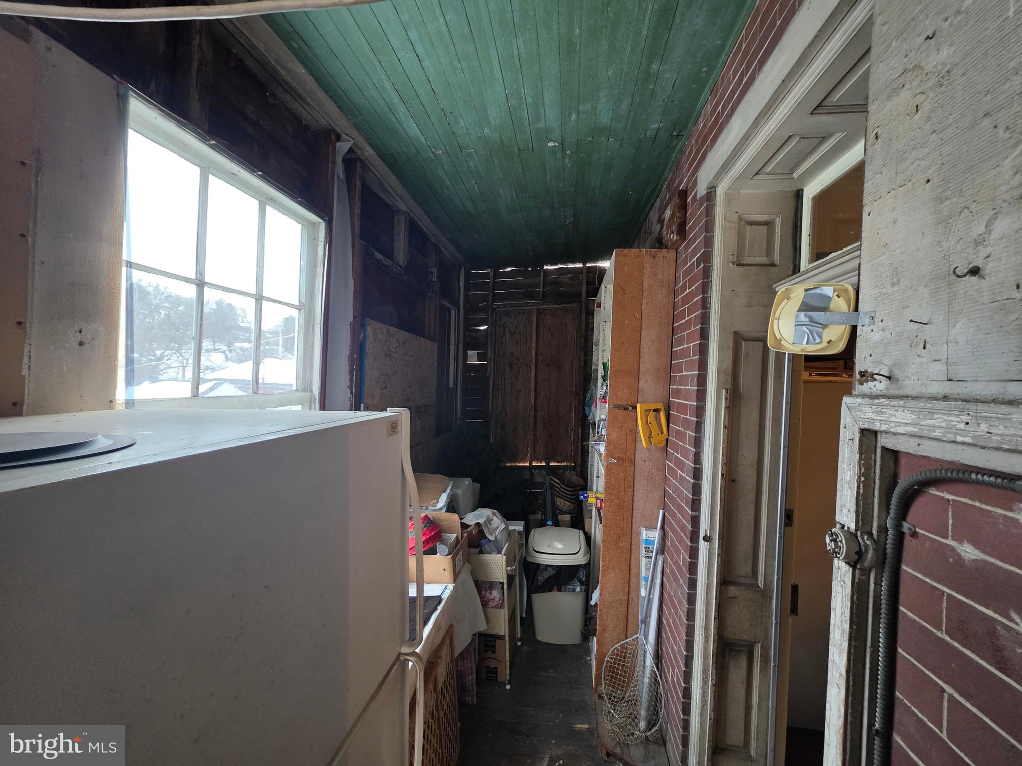 WINDSOR BORO - Residential