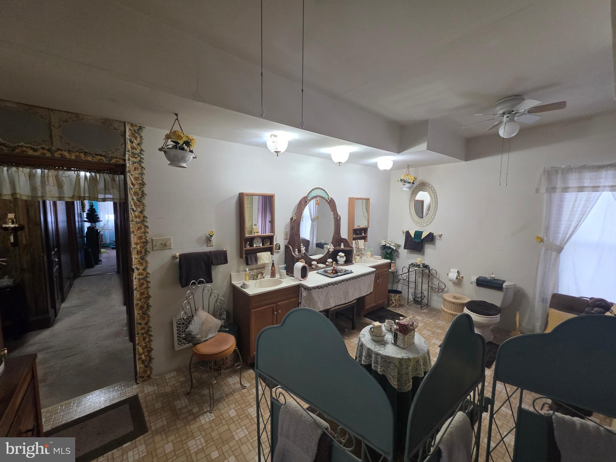 WINDSOR BORO - Residential