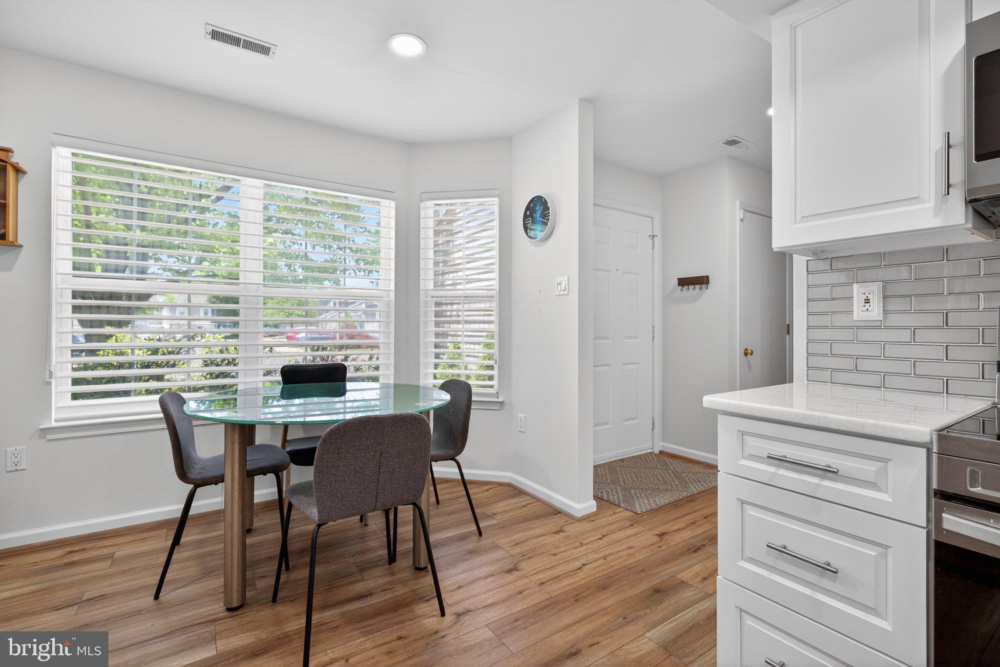 5403 PLANTATION COURT