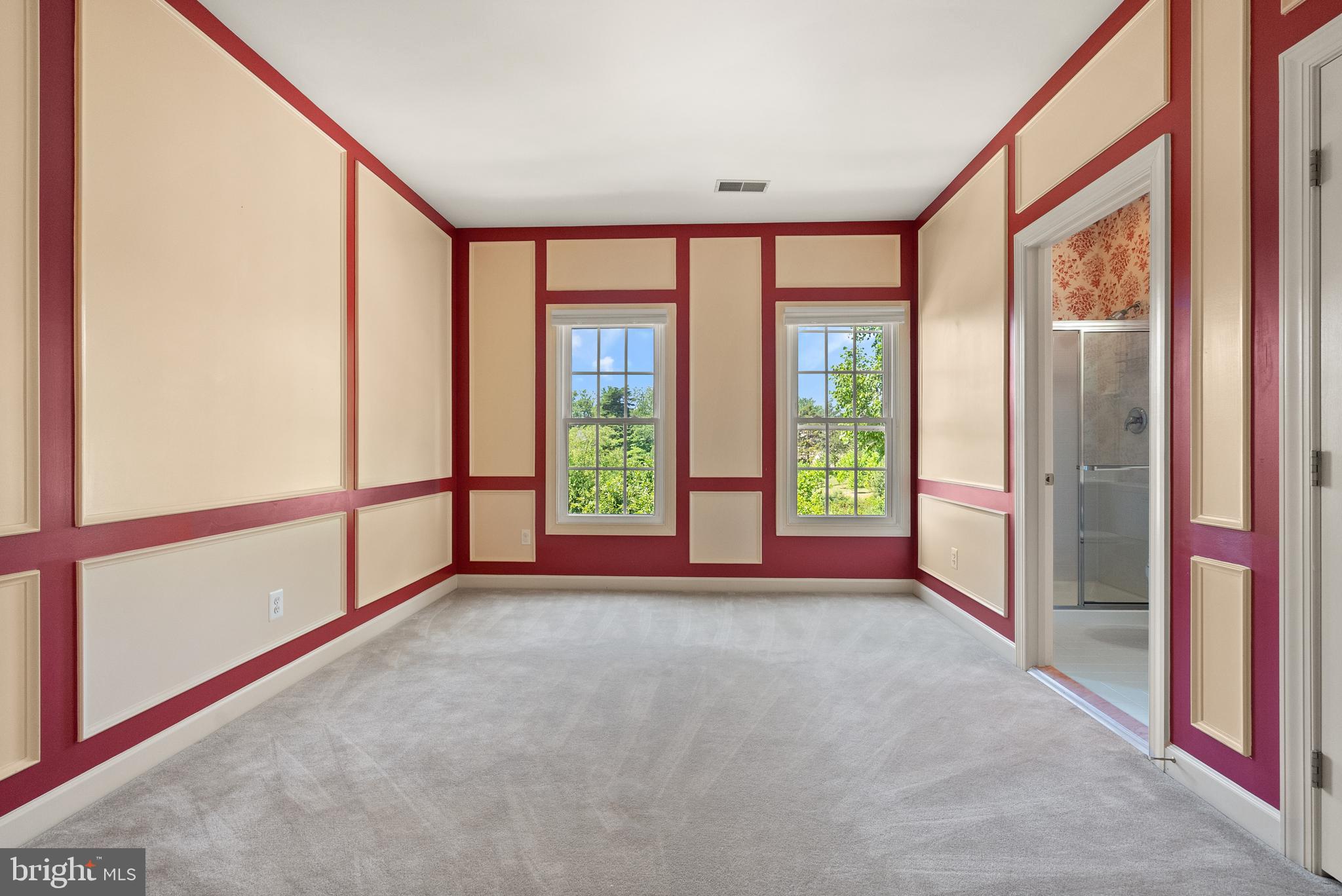 VIRGINIA OAKS - Residential