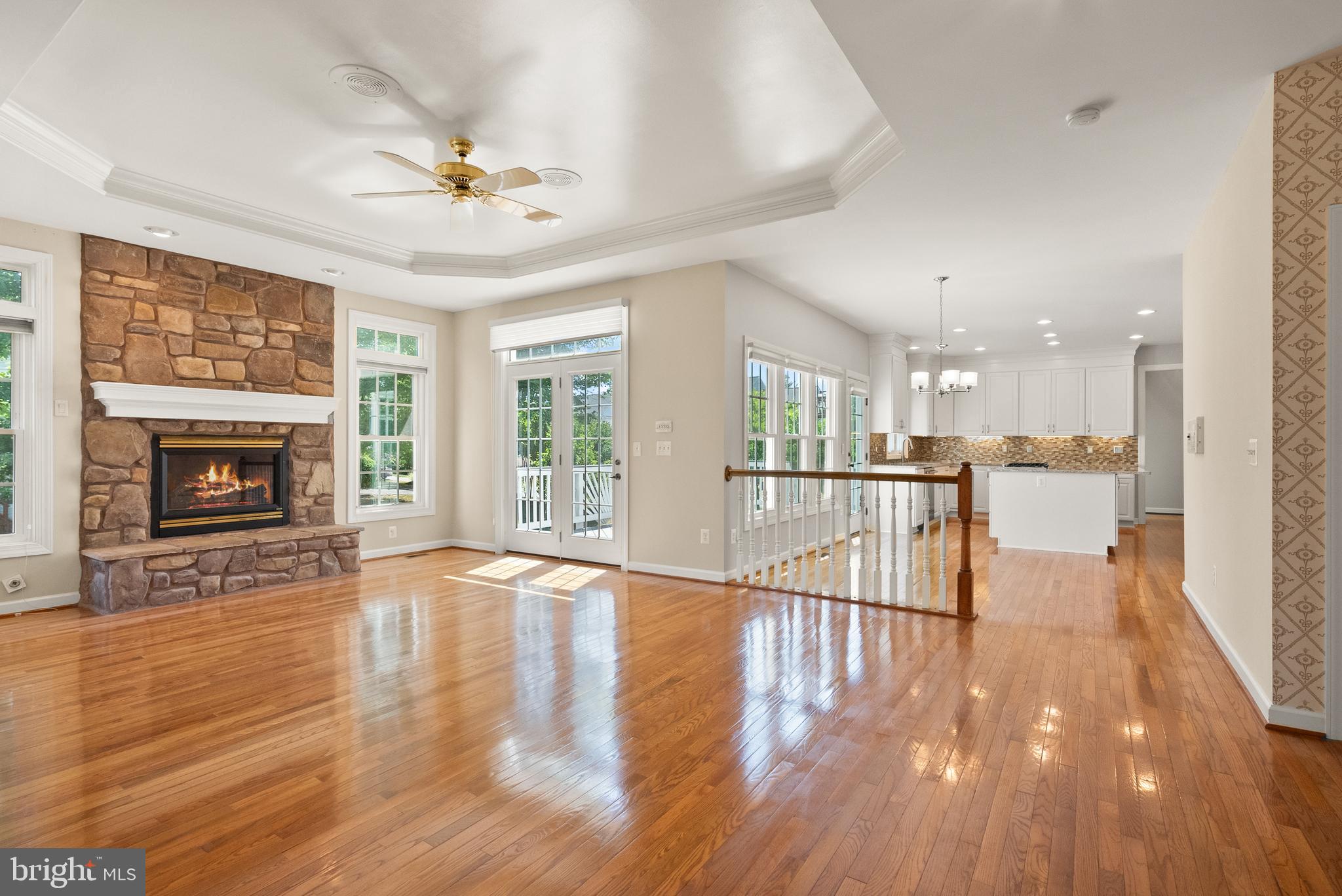 VIRGINIA OAKS - Residential