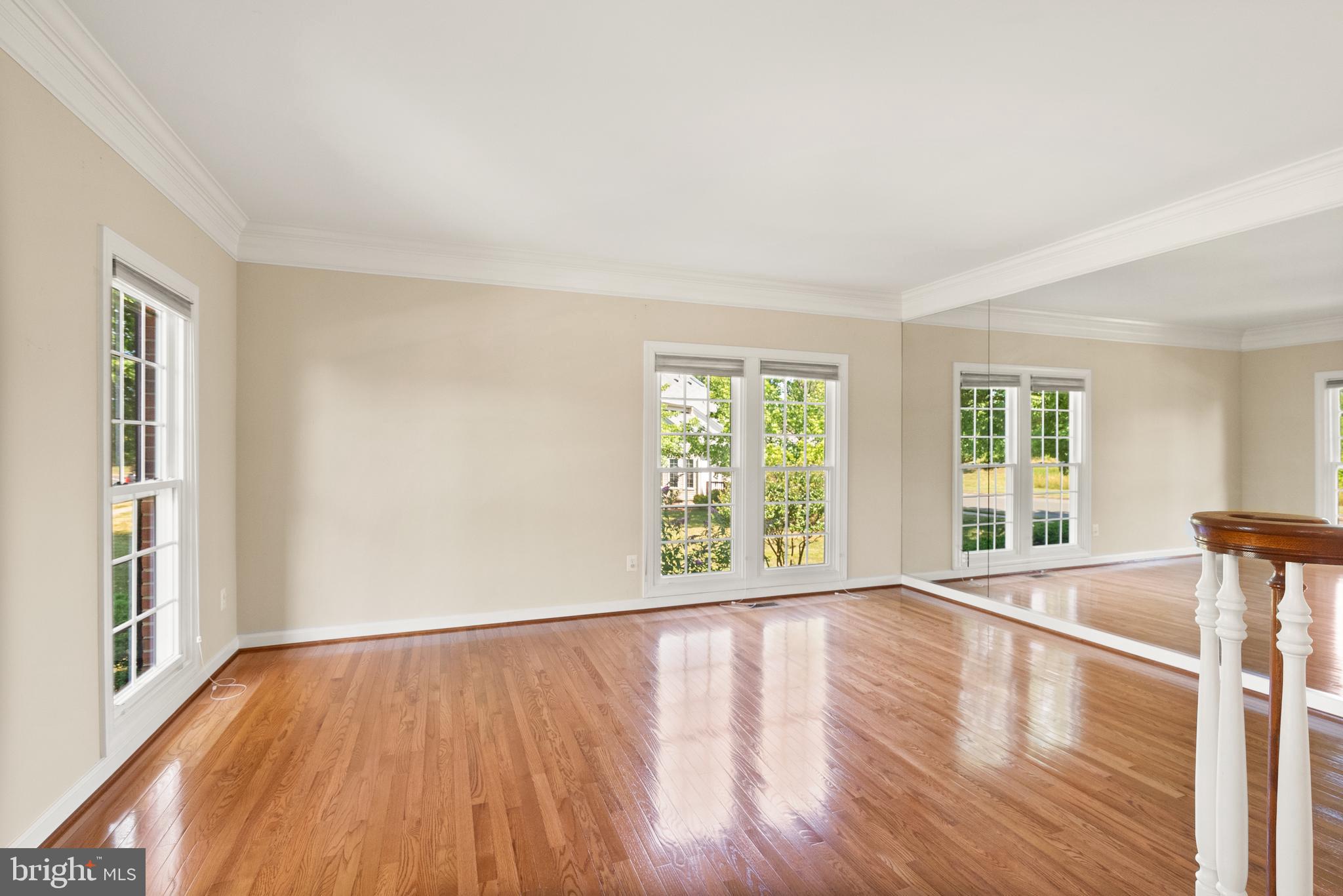 VIRGINIA OAKS - Residential