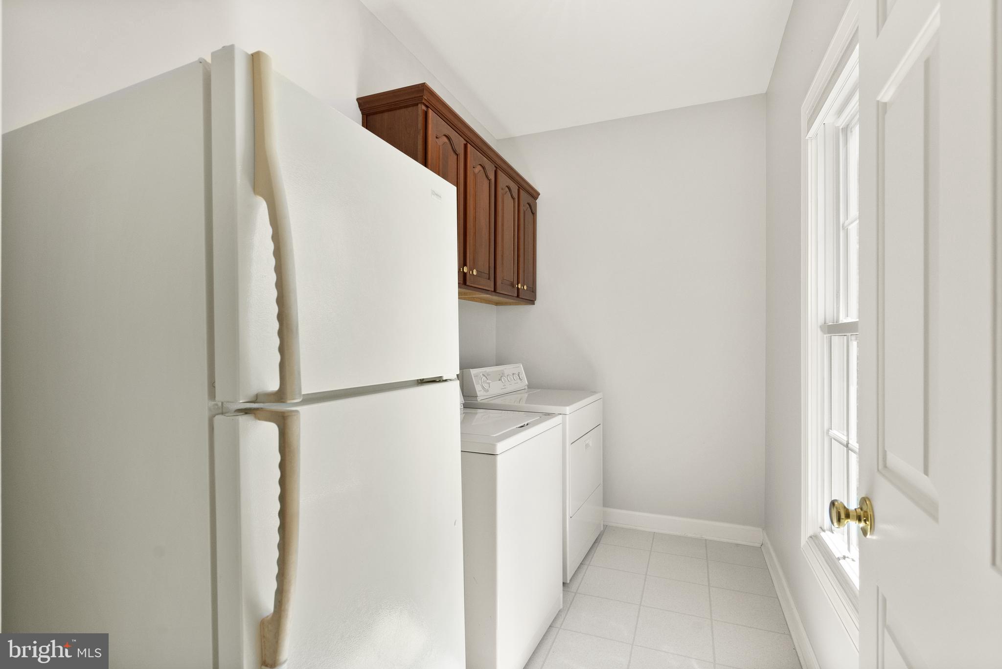 VIRGINIA OAKS - Residential