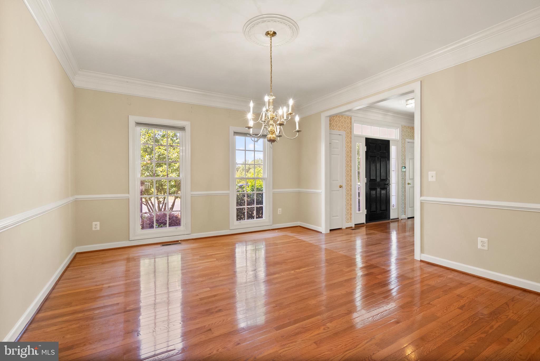 VIRGINIA OAKS - Residential