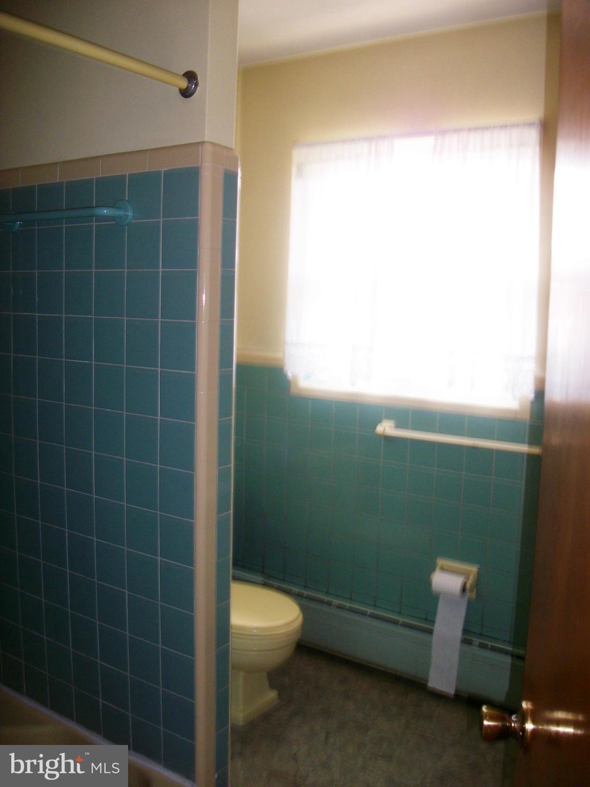 SOUTHGATE - Residential Lease