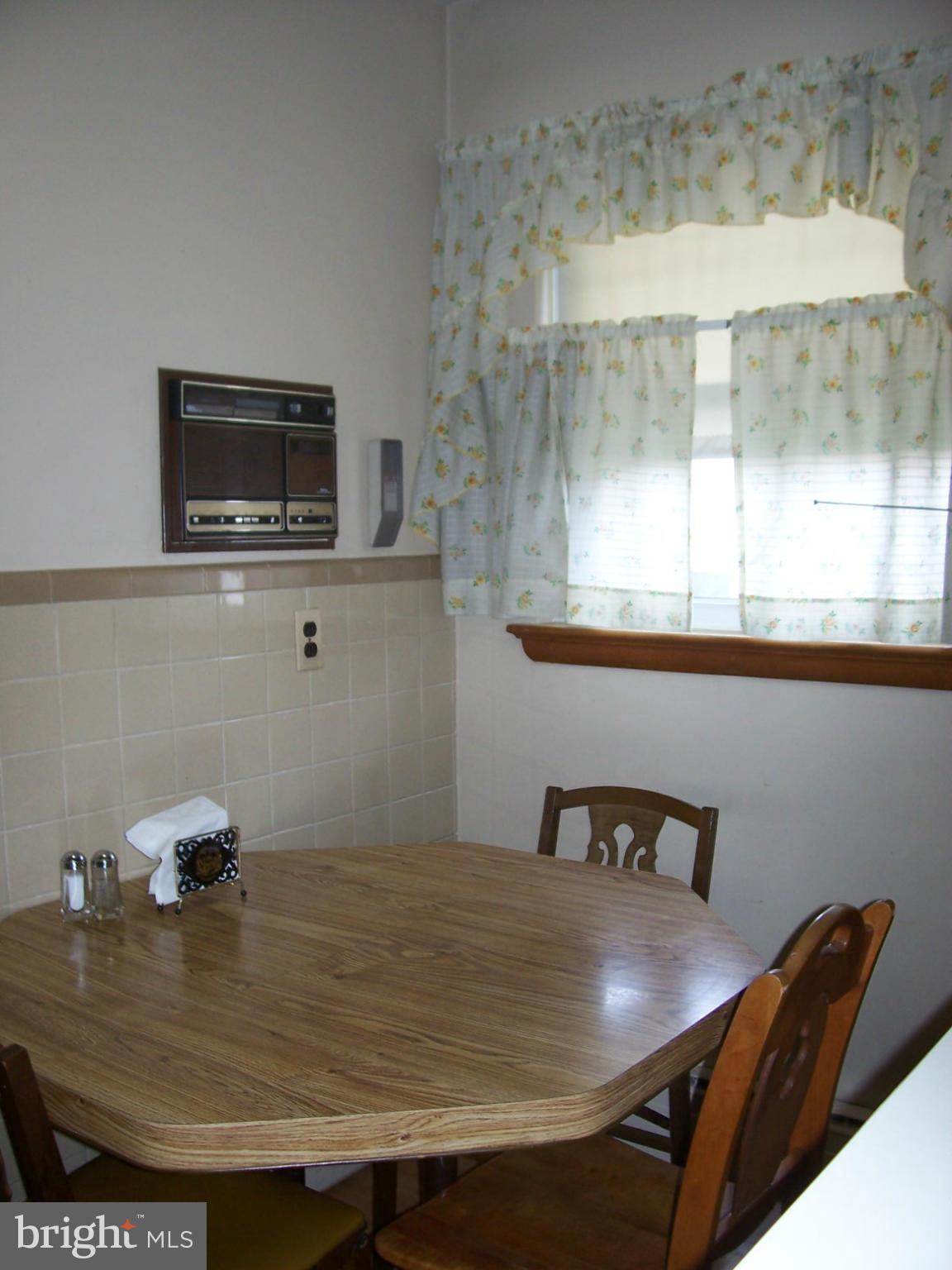 SOUTHGATE - Residential Lease