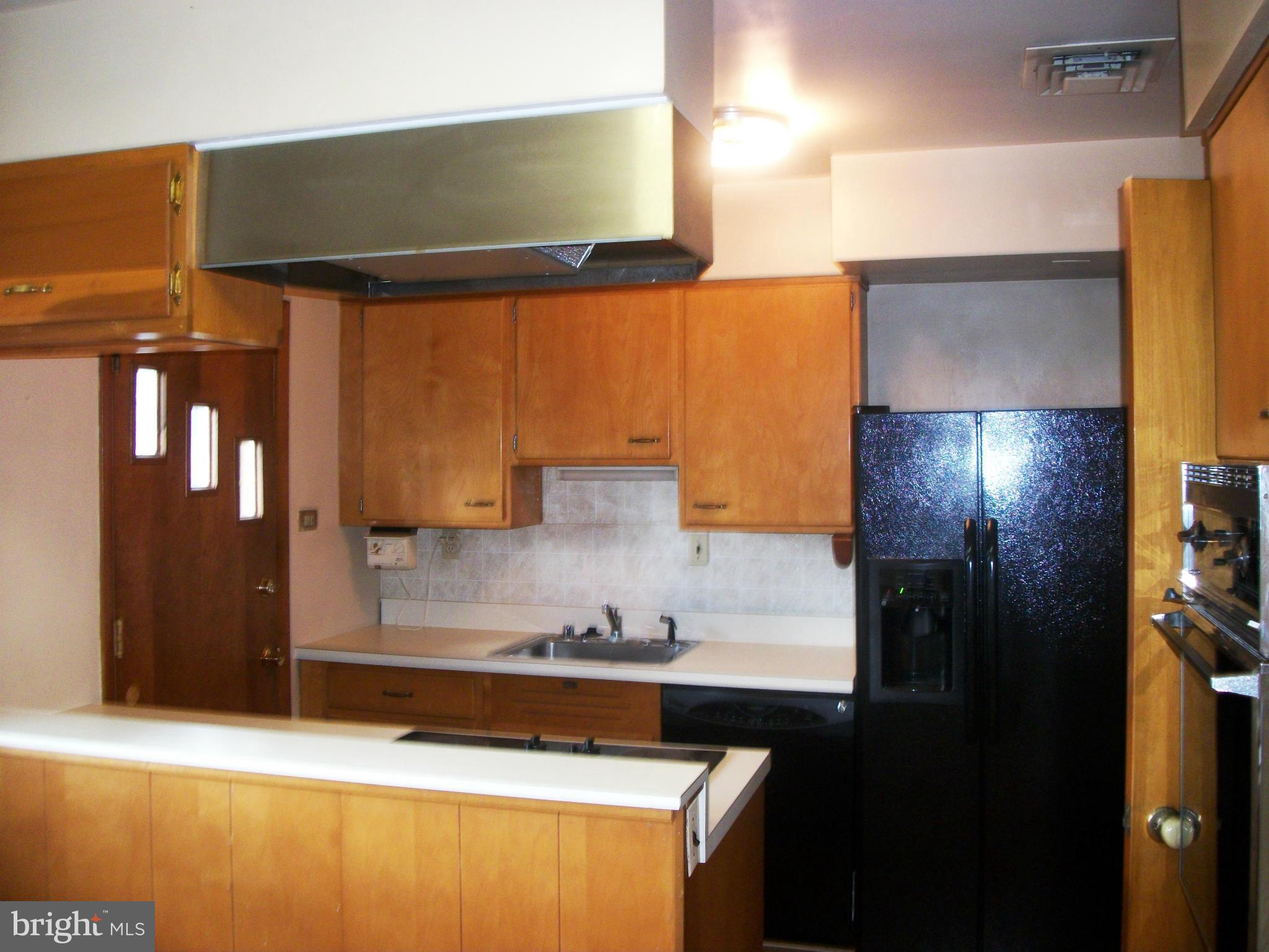 SOUTHGATE - Residential Lease