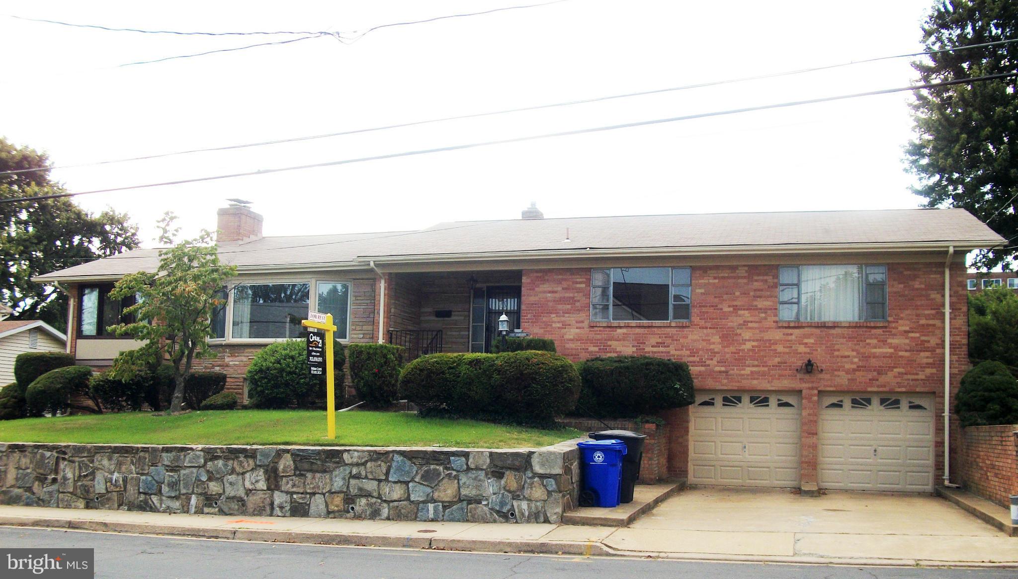 SOUTHGATE - Residential Lease