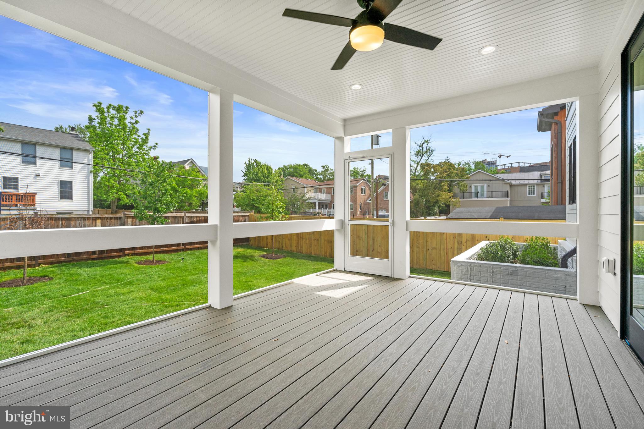 ADDISON HEIGHTS - Residential