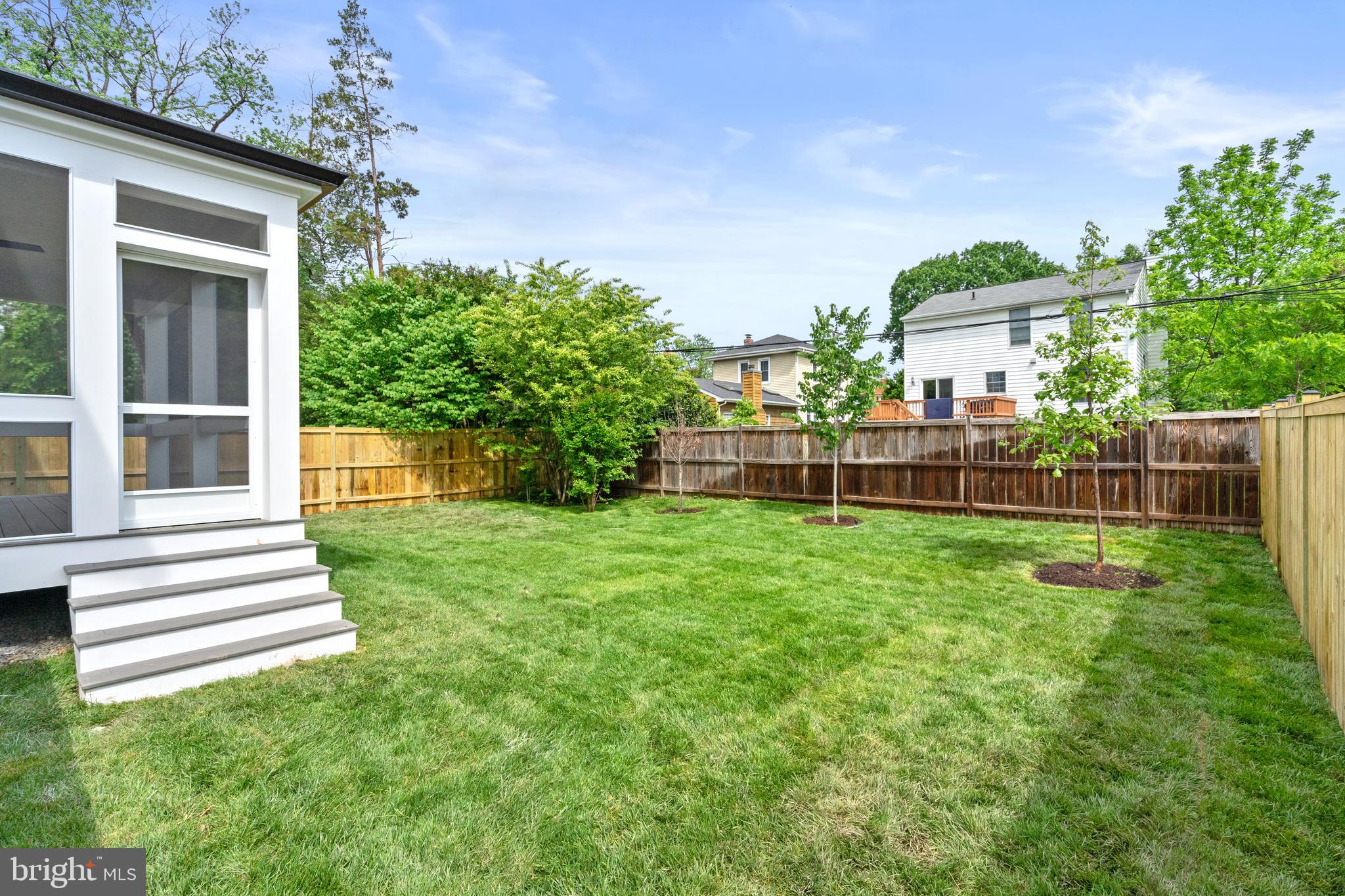 ADDISON HEIGHTS - Residential