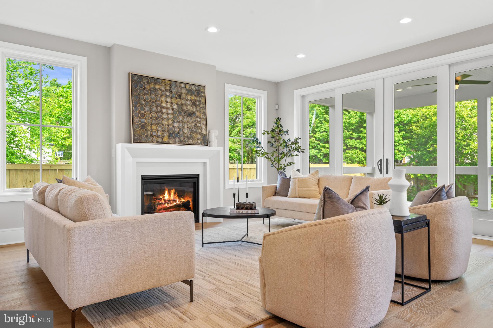 ADDISON HEIGHTS - Residential