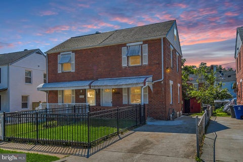 Townhouse For Rent - 2124 S Oxford Street<br/> Arlington County, ARLINGTON, VA 22204