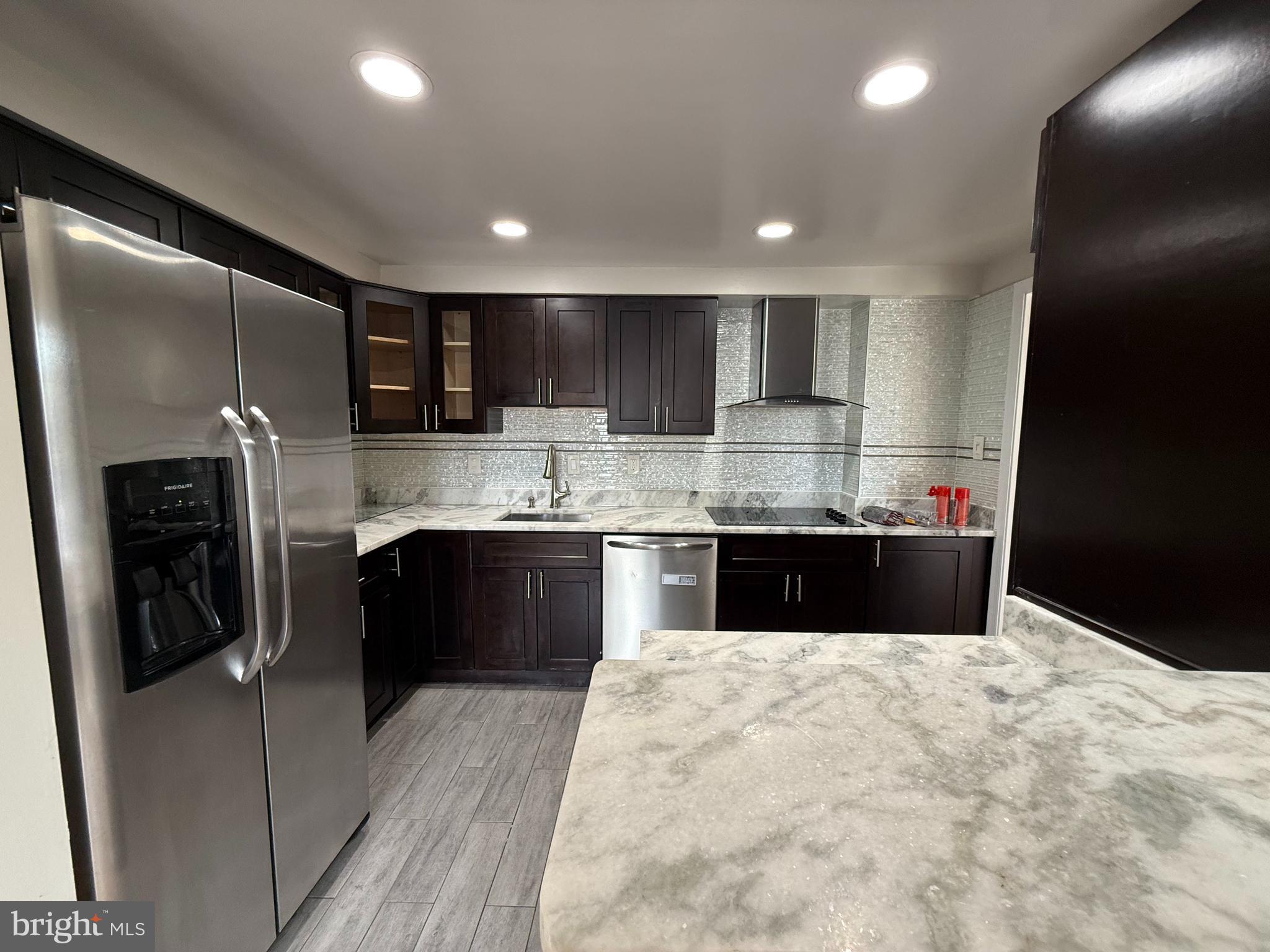 GEORGIAN COLONIES - Residential Lease