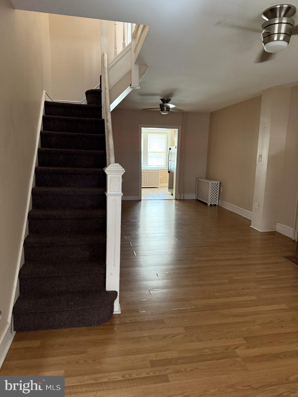 BRIDESBURG - Residential