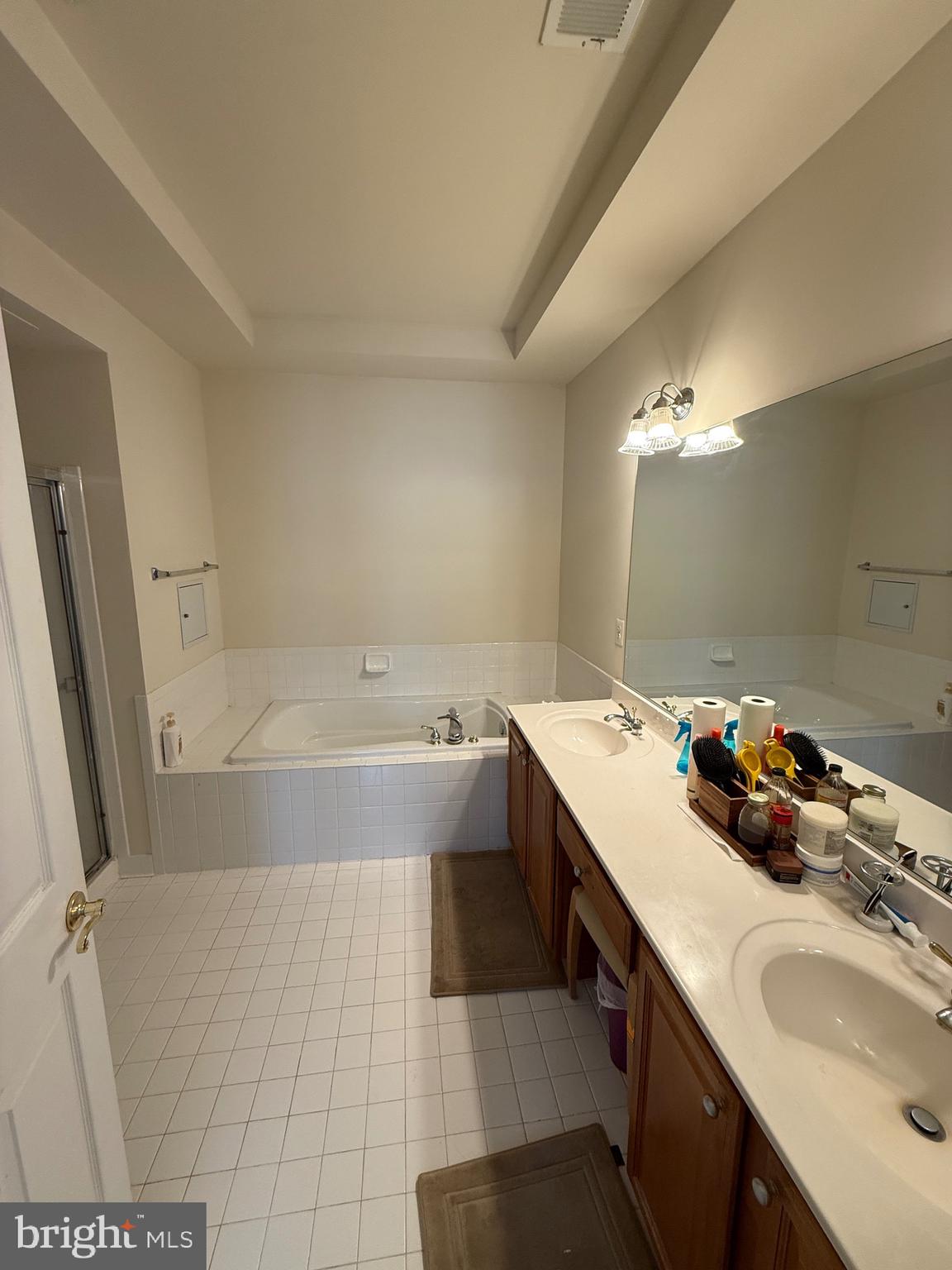 WILLOW OAKS - Residential