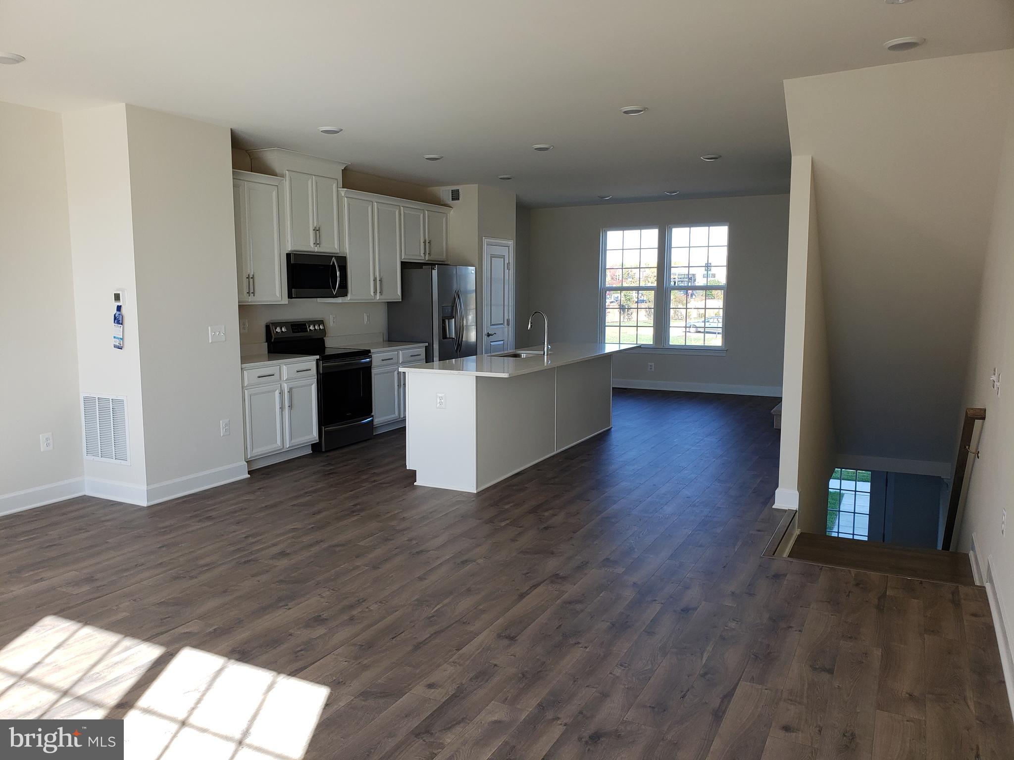 LANDING AT CENTRAL PARK - Residential Lease