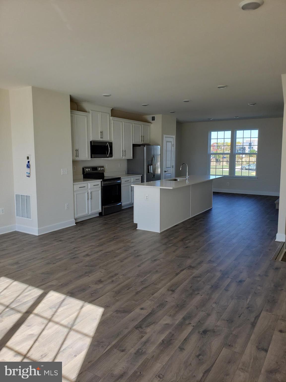 LANDING AT CENTRAL PARK - Residential Lease