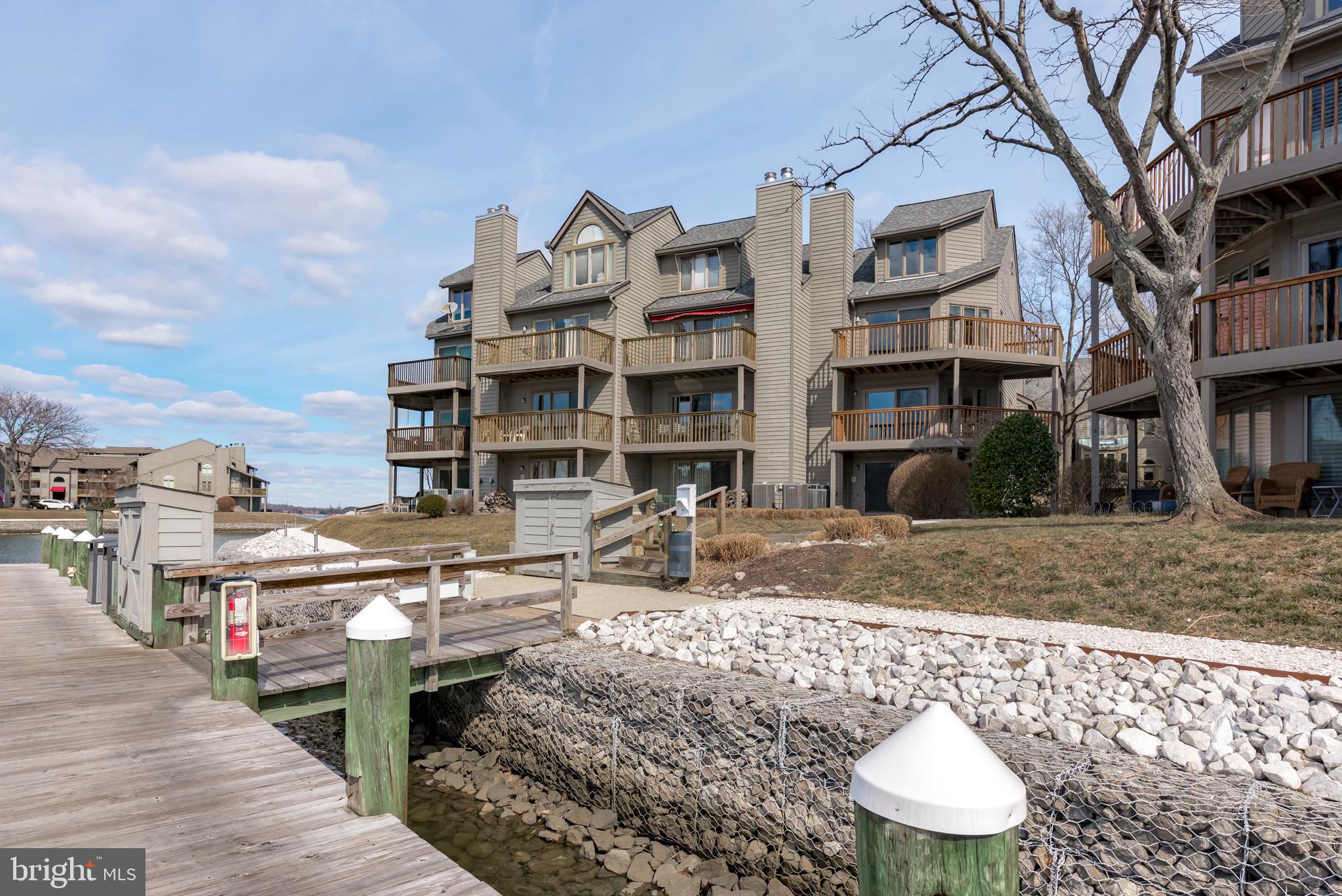 CHESAPEAKE HARBOUR - Residential