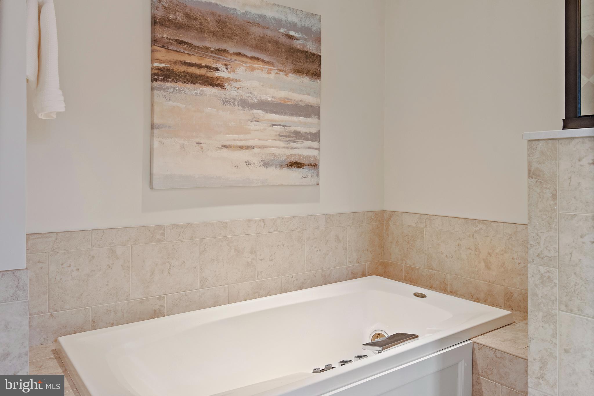 CHESAPEAKE HARBOUR - Residential