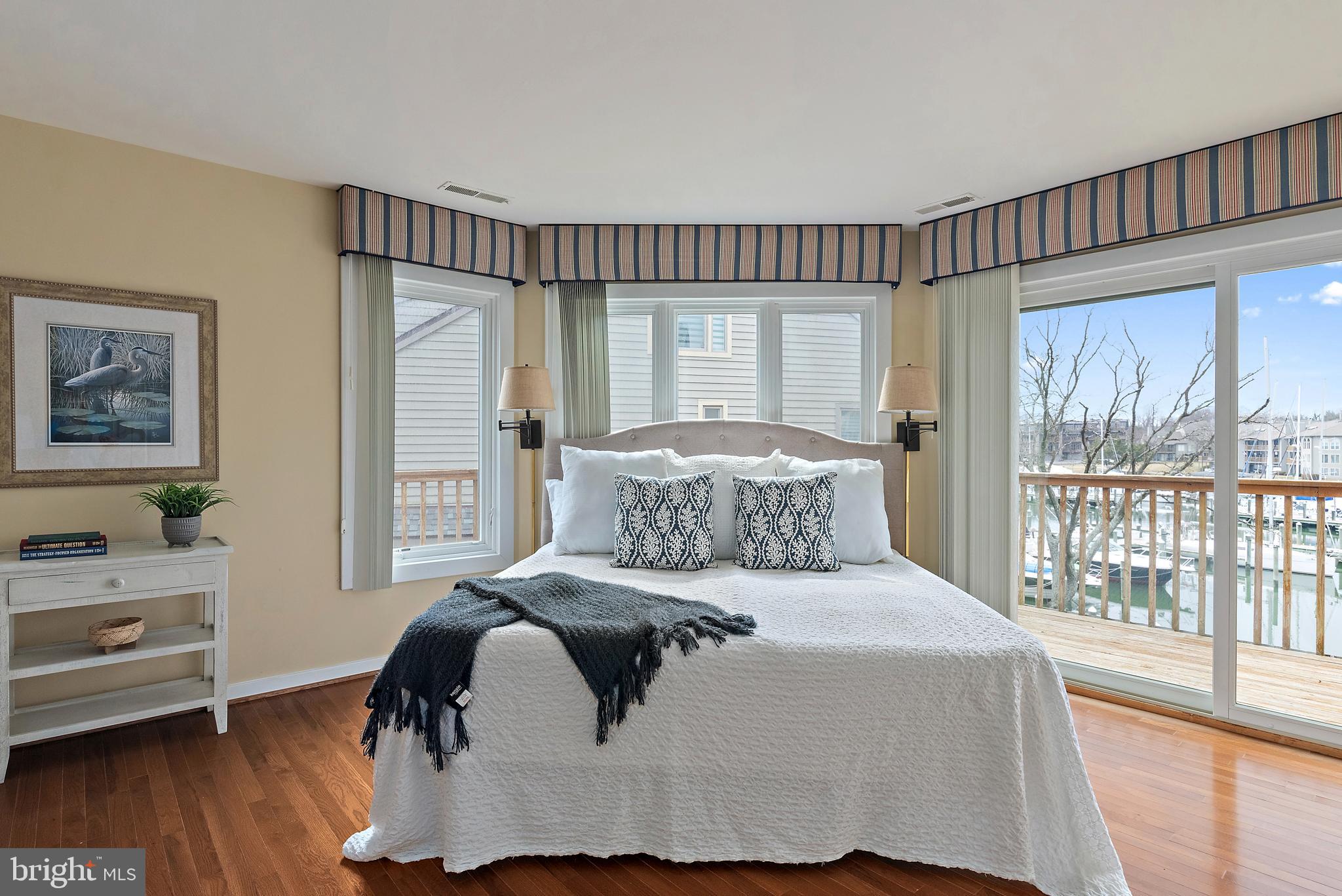 CHESAPEAKE HARBOUR - Residential