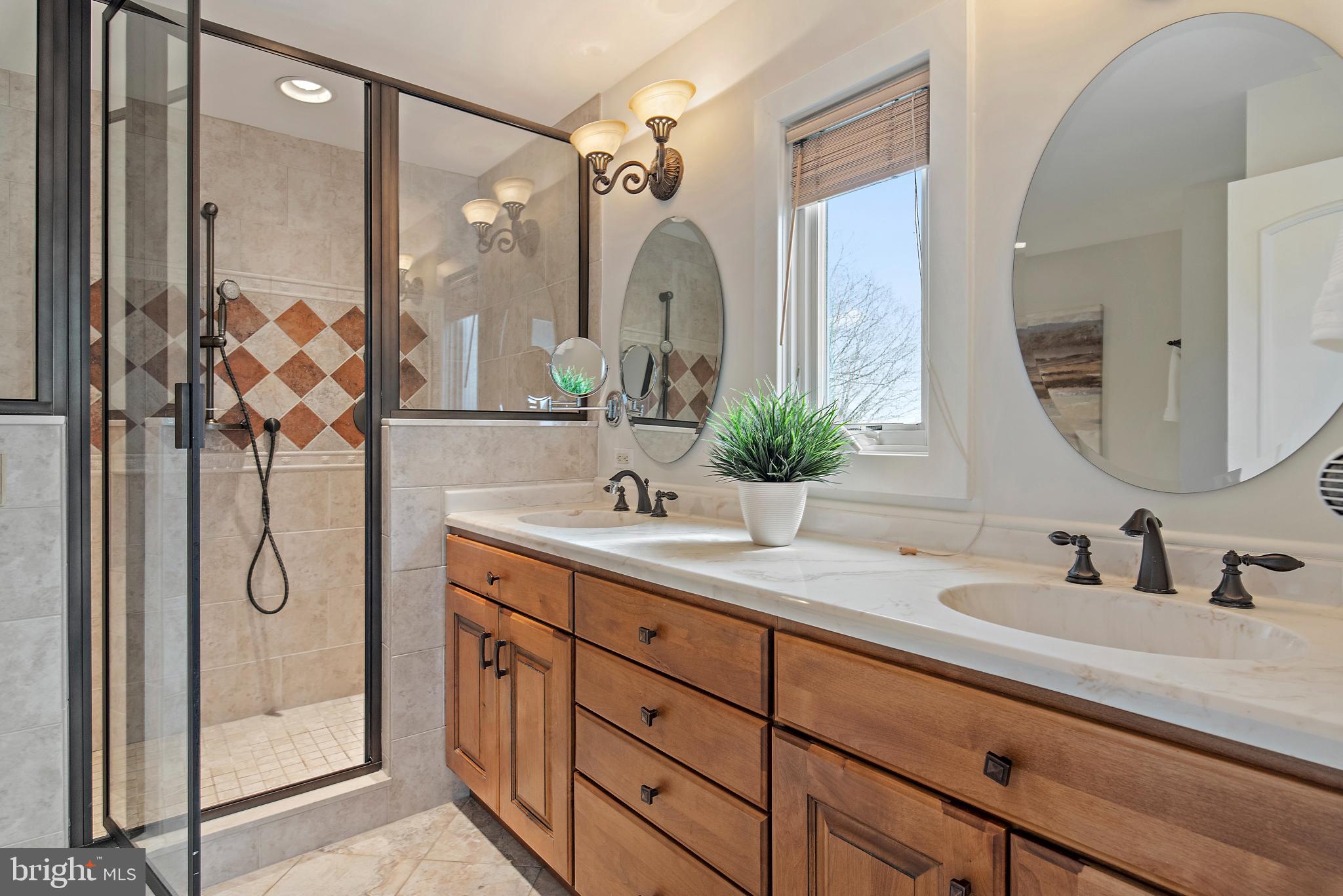 CHESAPEAKE HARBOUR - Residential