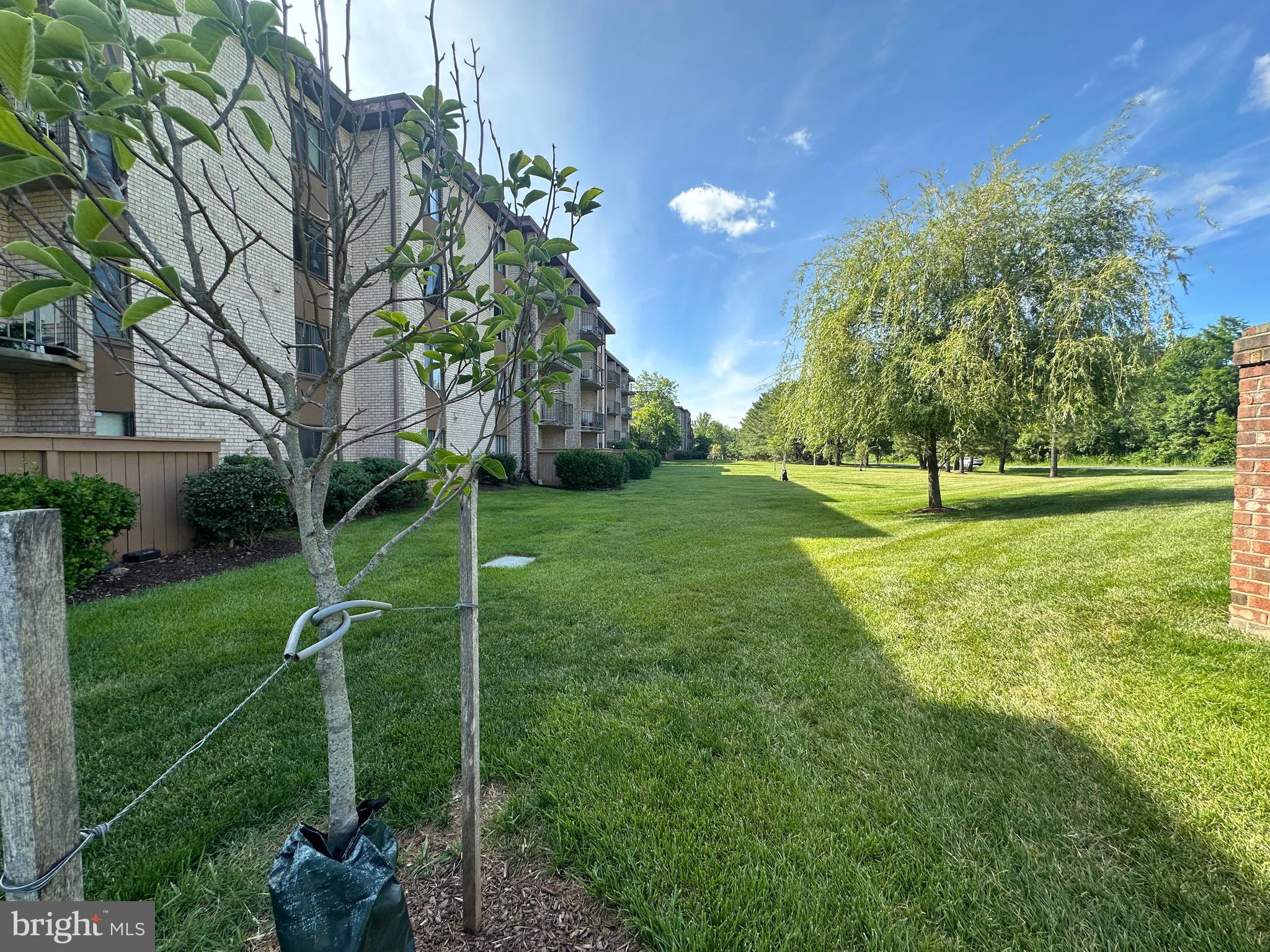 HUNTING RIDGE CONDOMINIUM - Residential