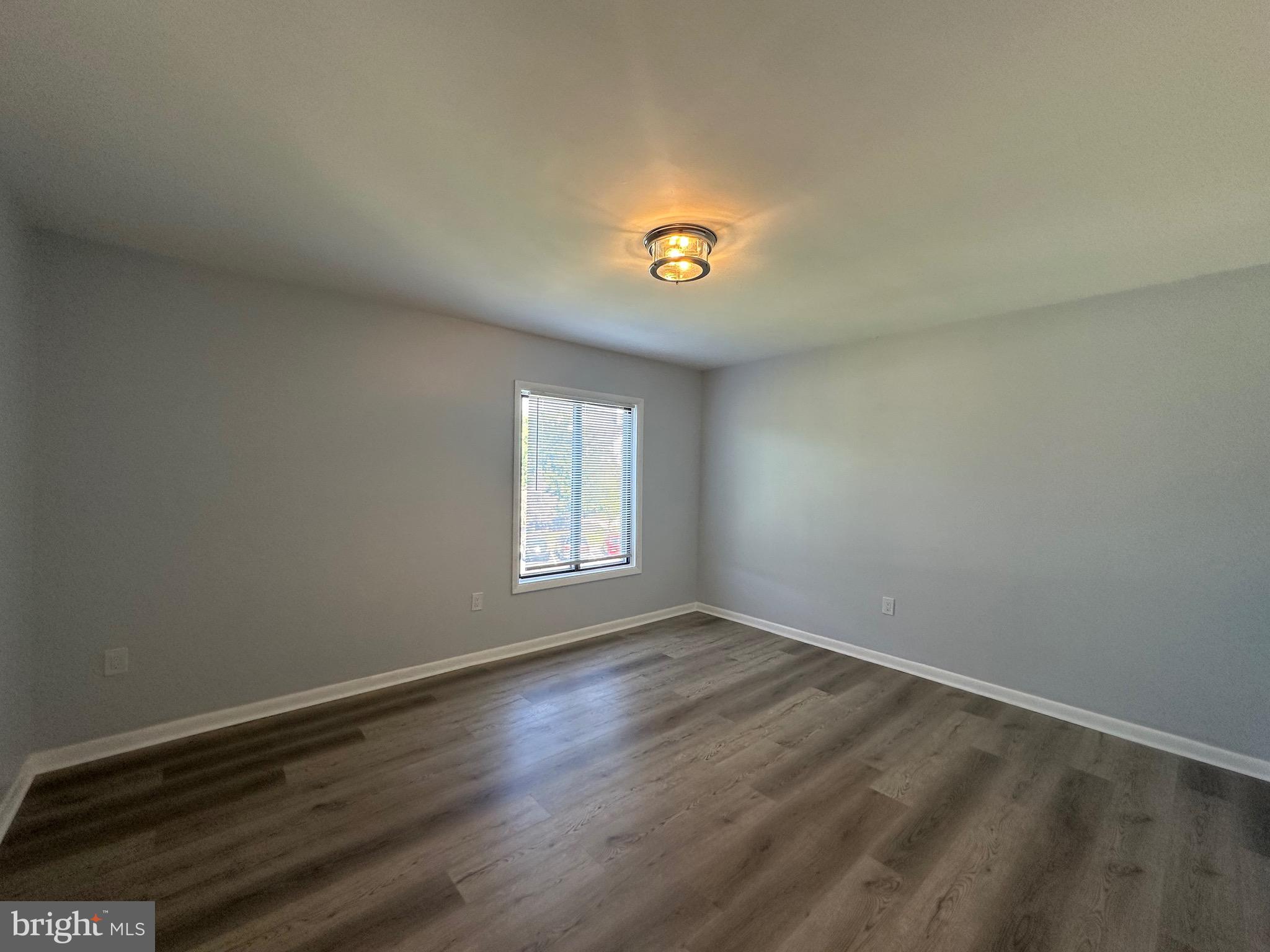 HUNTING RIDGE CONDOMINIUM - Residential