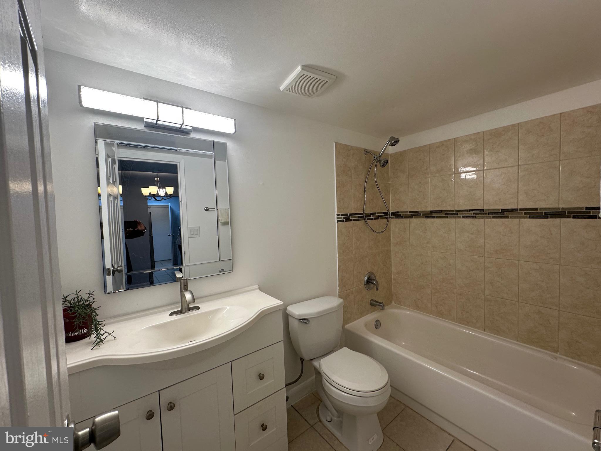 HUNTING RIDGE CONDOMINIUM - Residential