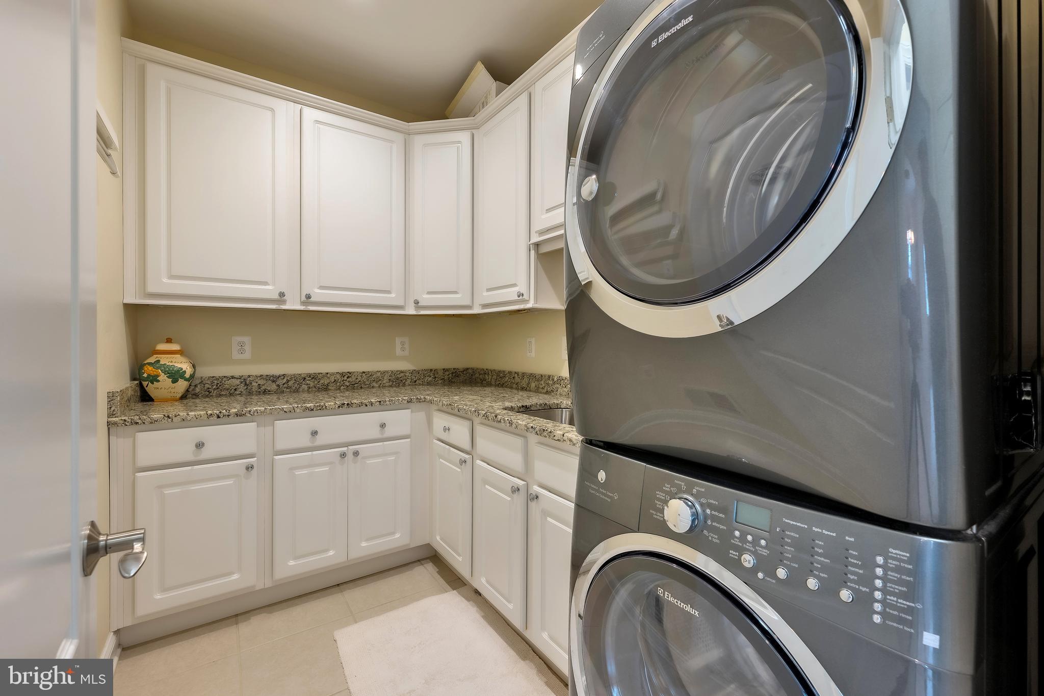 PAINTER HILL - Residential