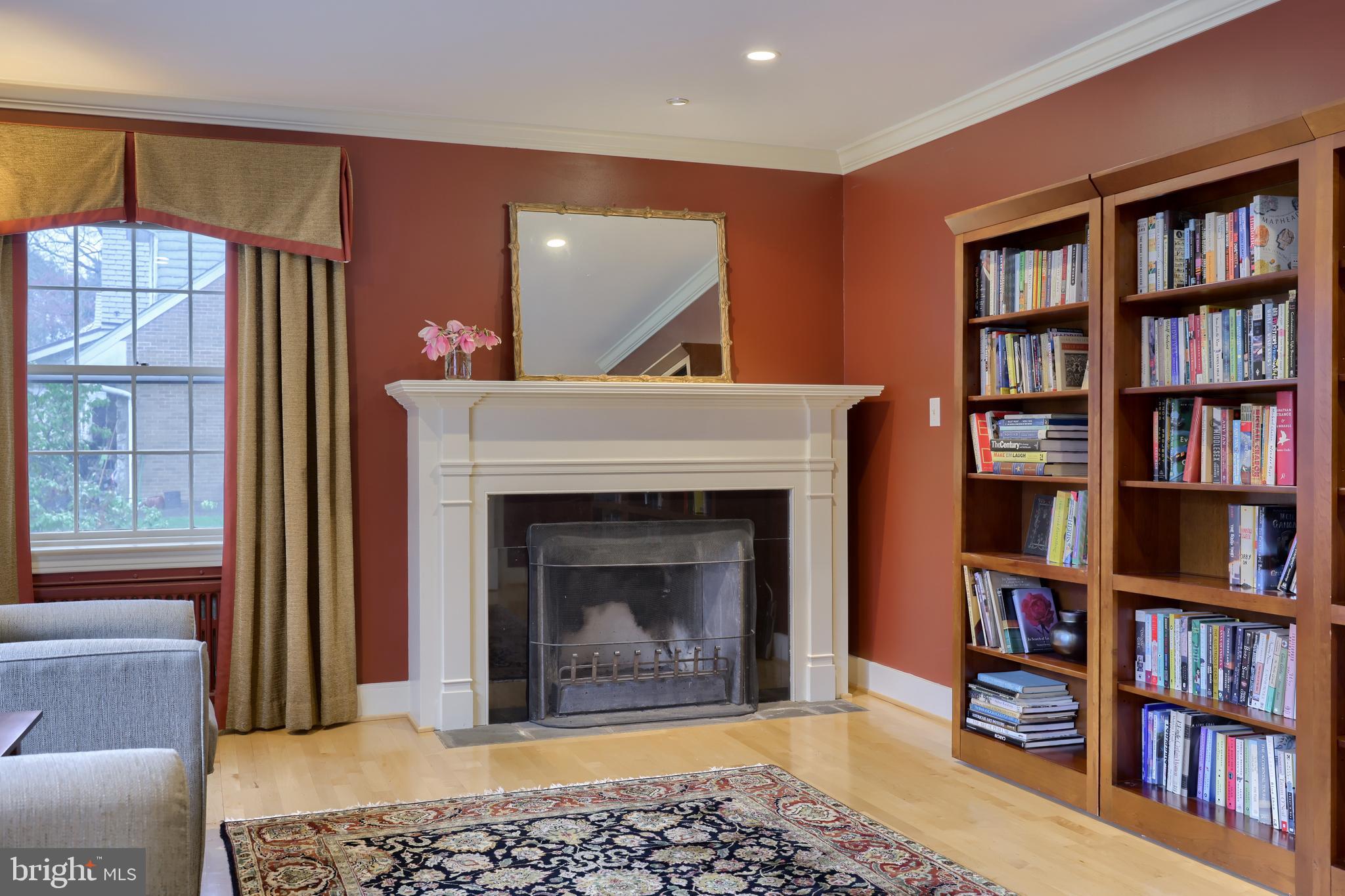 SCHOOL LANE HILLS - Residential