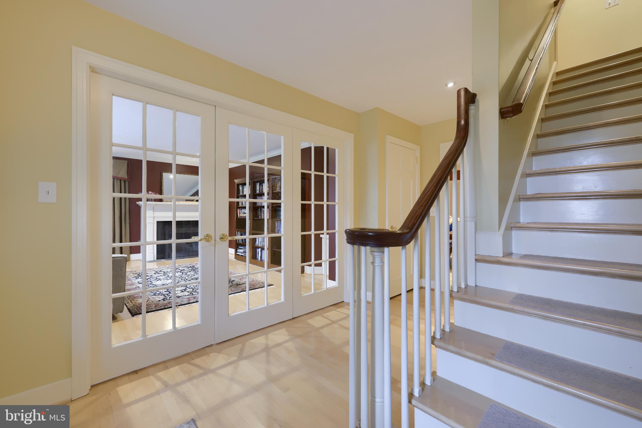 SCHOOL LANE HILLS - Residential