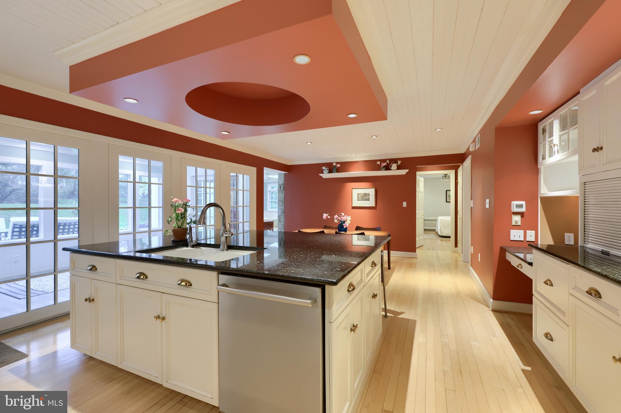 SCHOOL LANE HILLS - Residential