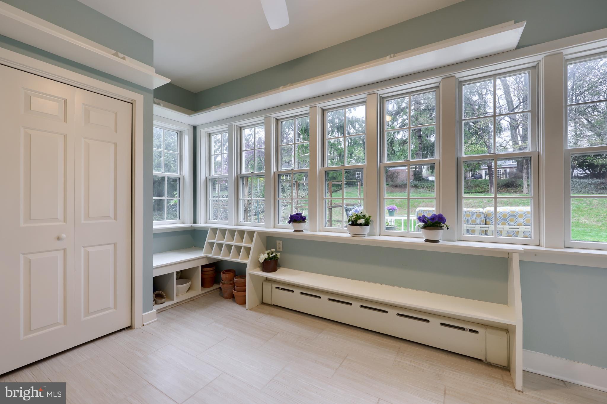 SCHOOL LANE HILLS - Residential