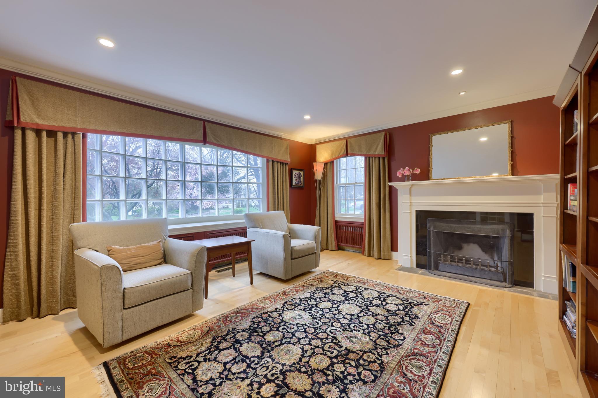 SCHOOL LANE HILLS - Residential