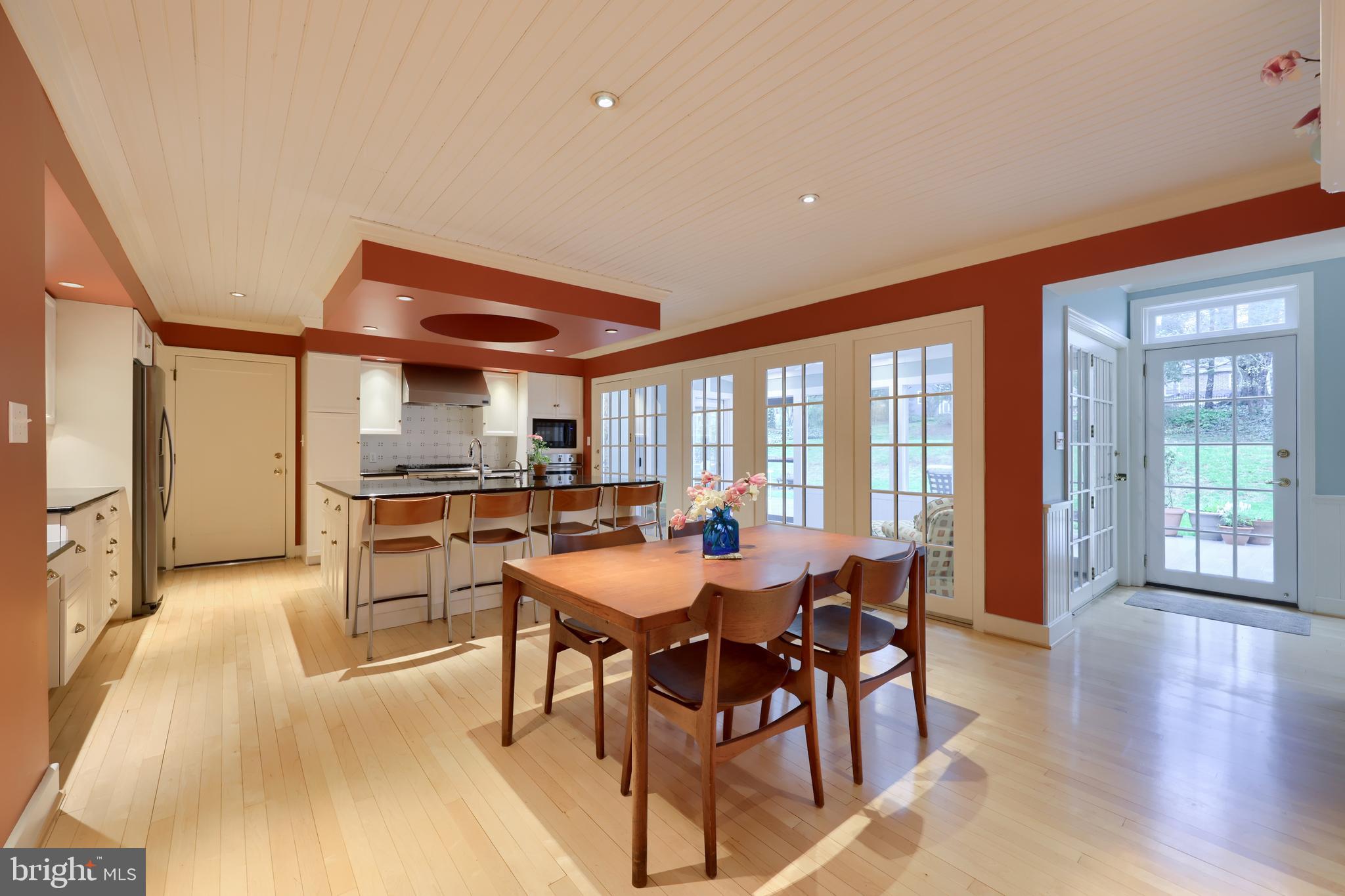 SCHOOL LANE HILLS - Residential