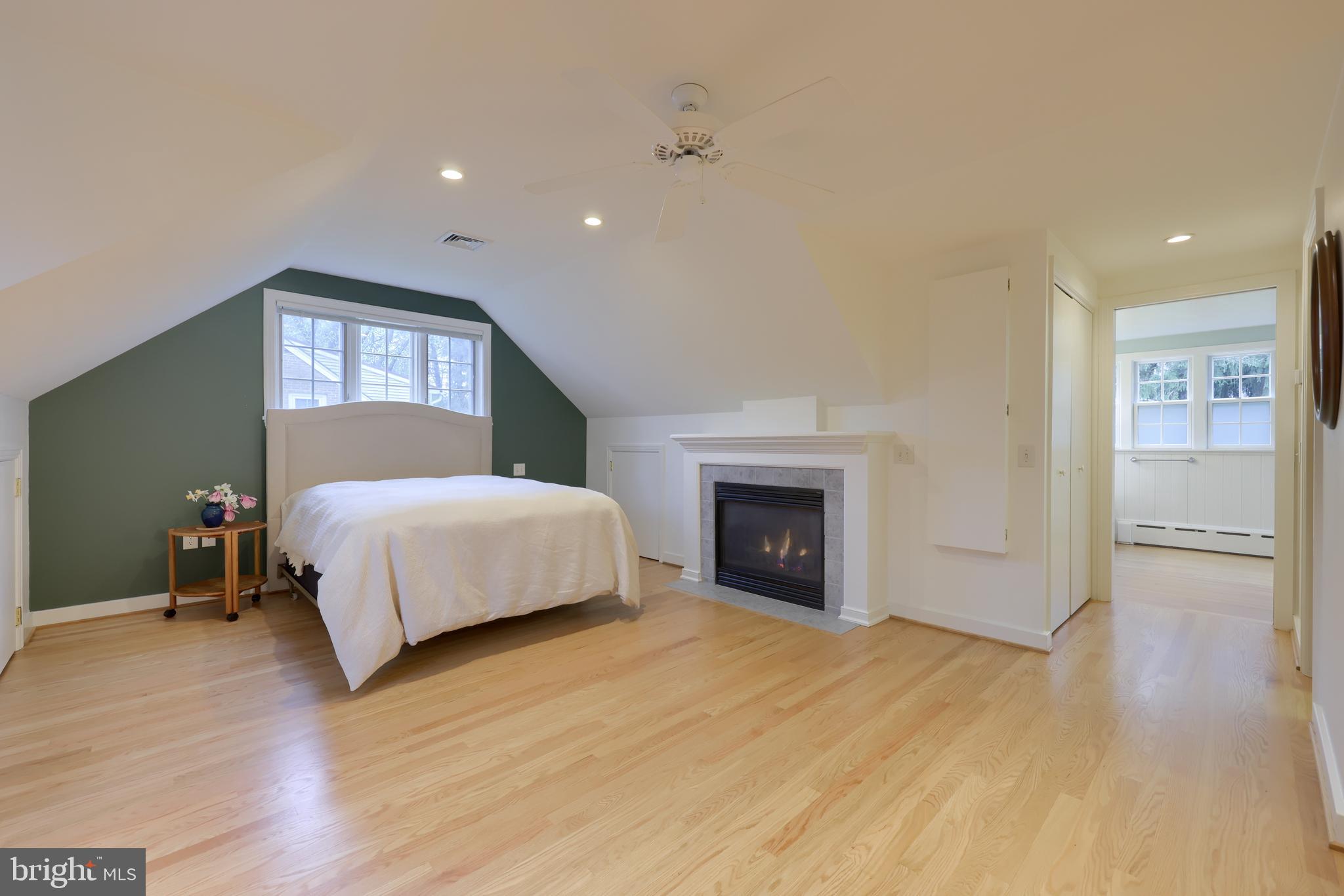 SCHOOL LANE HILLS - Residential